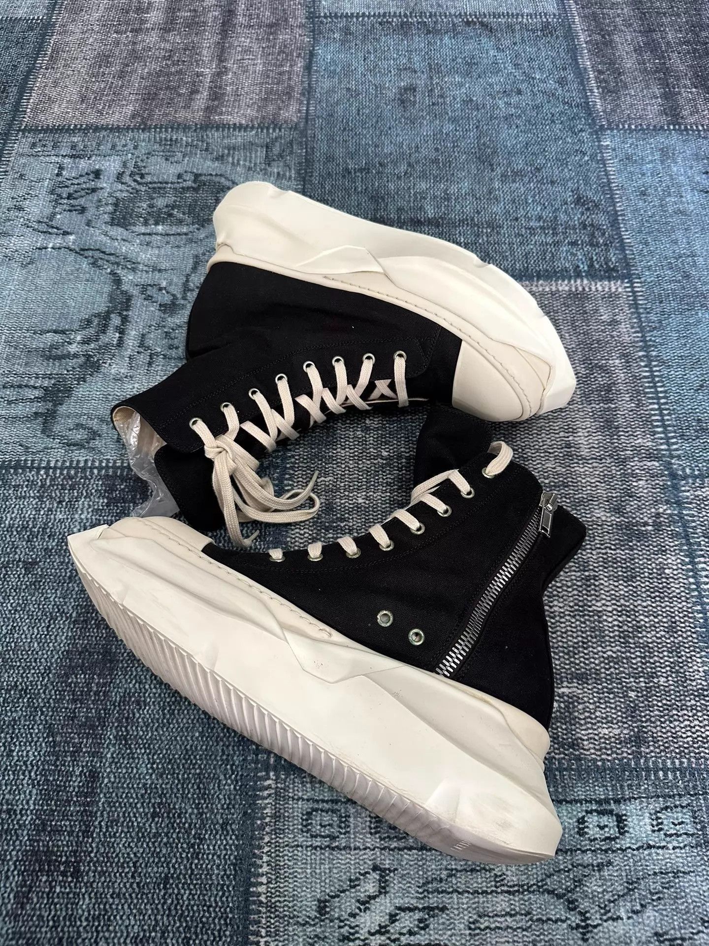 Rick Owens Rick Owens Tank Sole Converse 41.5 (42 fit) Size US 8.5 / EU 41-42 - 2 Thumbnail
