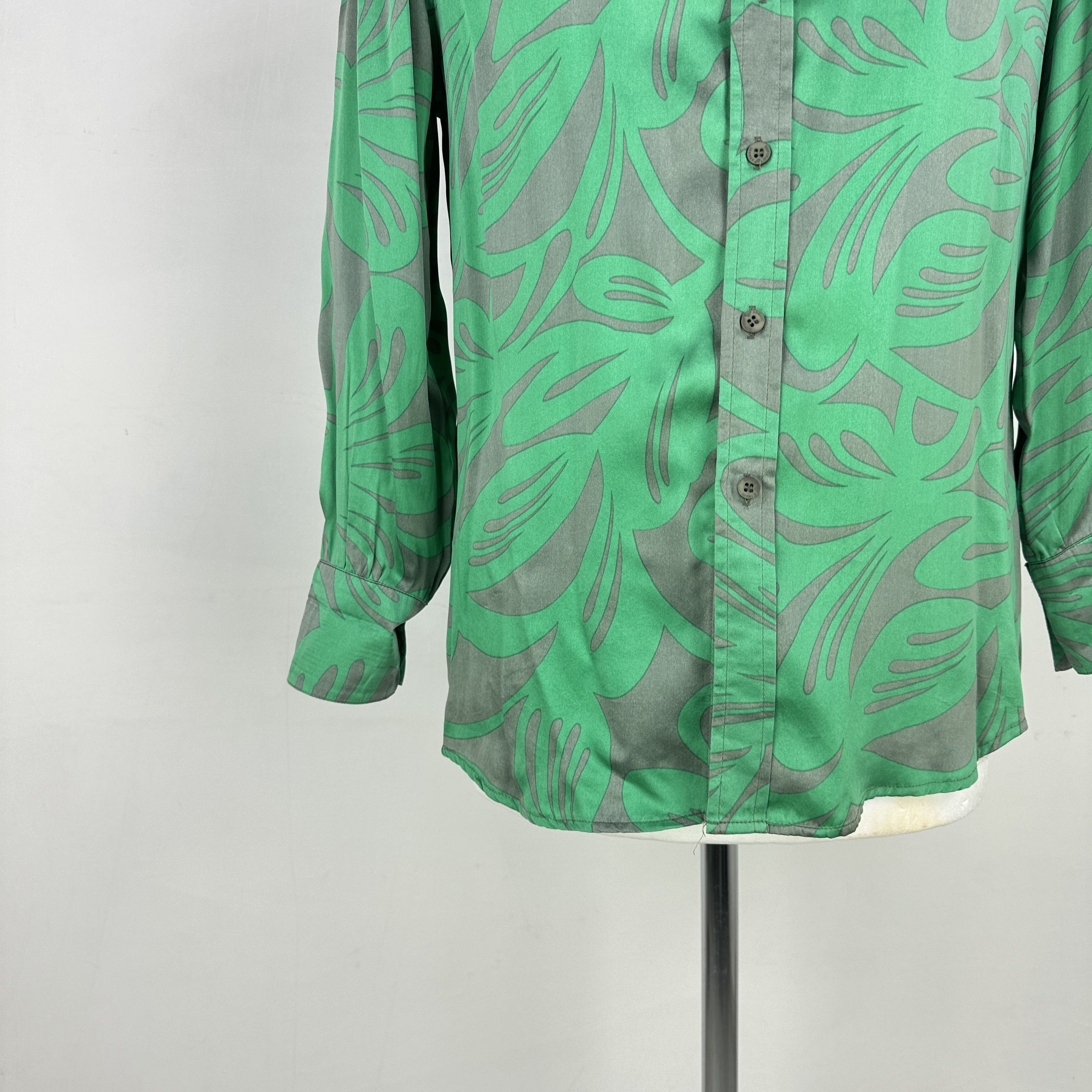 Armani Camicia Armani Seta – L Size US L / EU 52-54 / 3 - 4 Thumbnail