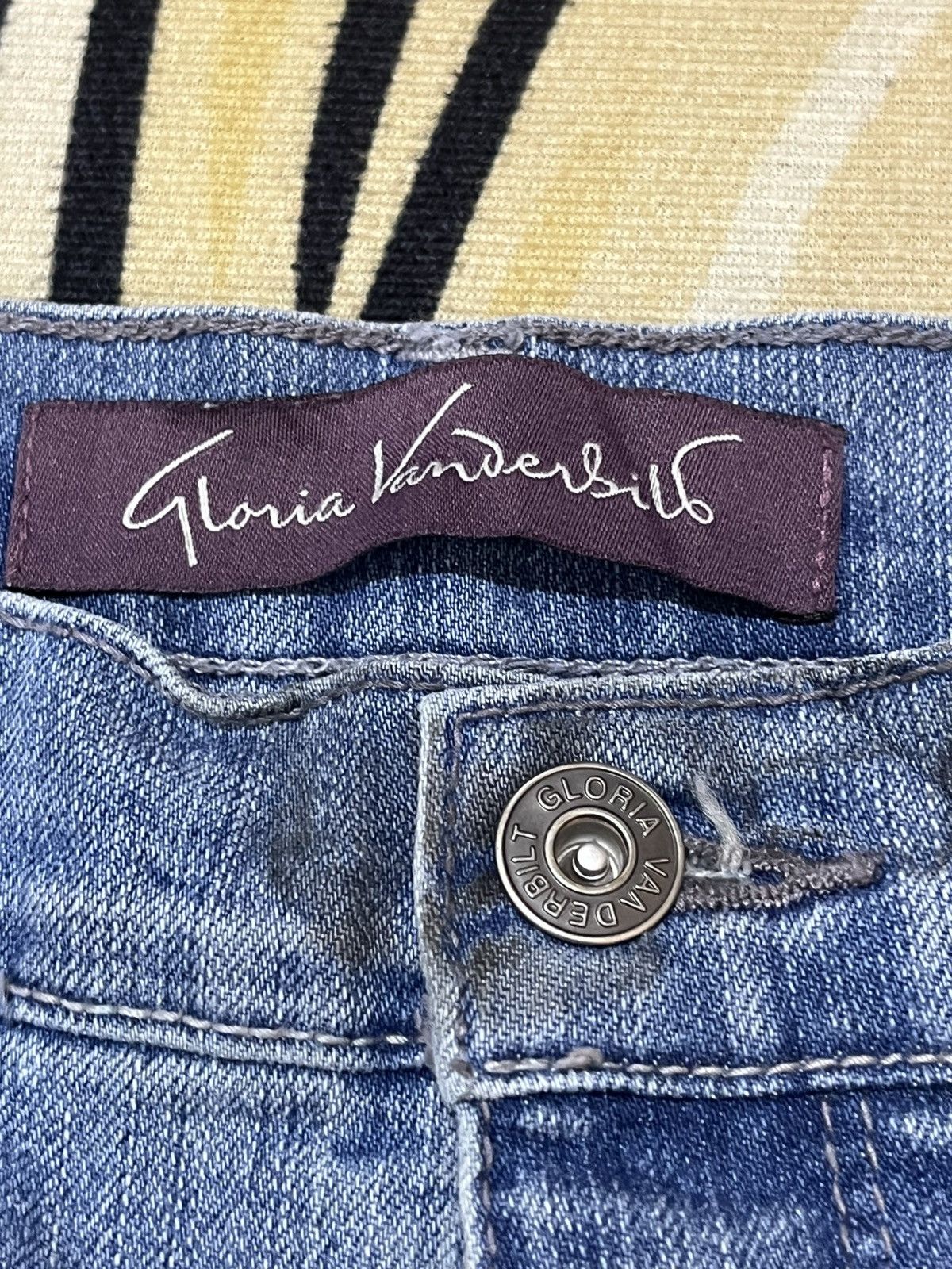 Japanese Brand Vintage Gloria Vanderbilt Grafitti Denim Size US 30 / EU 46 - 10 Thumbnail