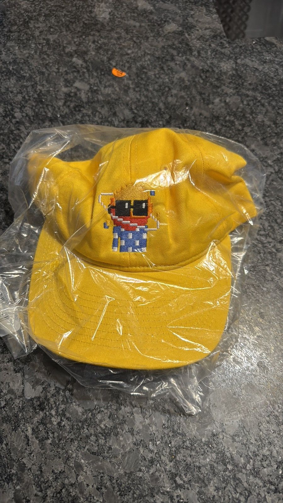 Madhappy Madhappy Dad Hat Size ONE SIZE - 1 Thumbnail