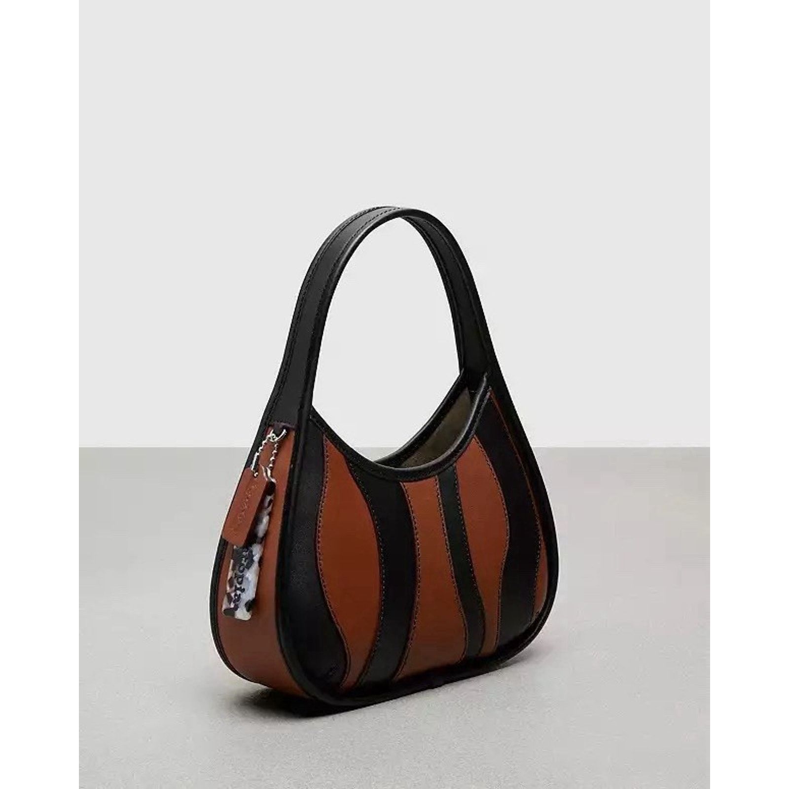 Coach NWT Coach Ergo Bag Wavy Brown Black Leather Coachtopia CQ004 Size ONE SIZE - 6 Thumbnail