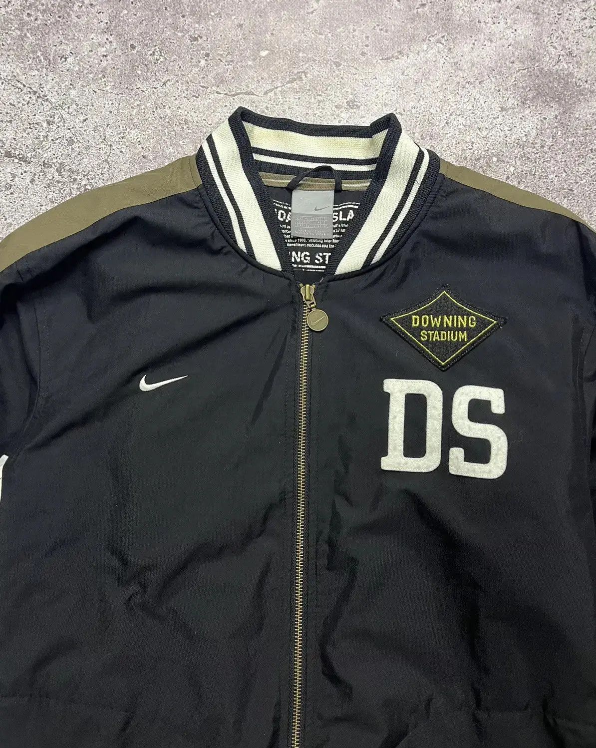 Nike × Vintage Vintage Nike Downing Stadium Varsity Track Jacket Size M Size US M / EU 48-50 / 2 - 2 Thumbnail