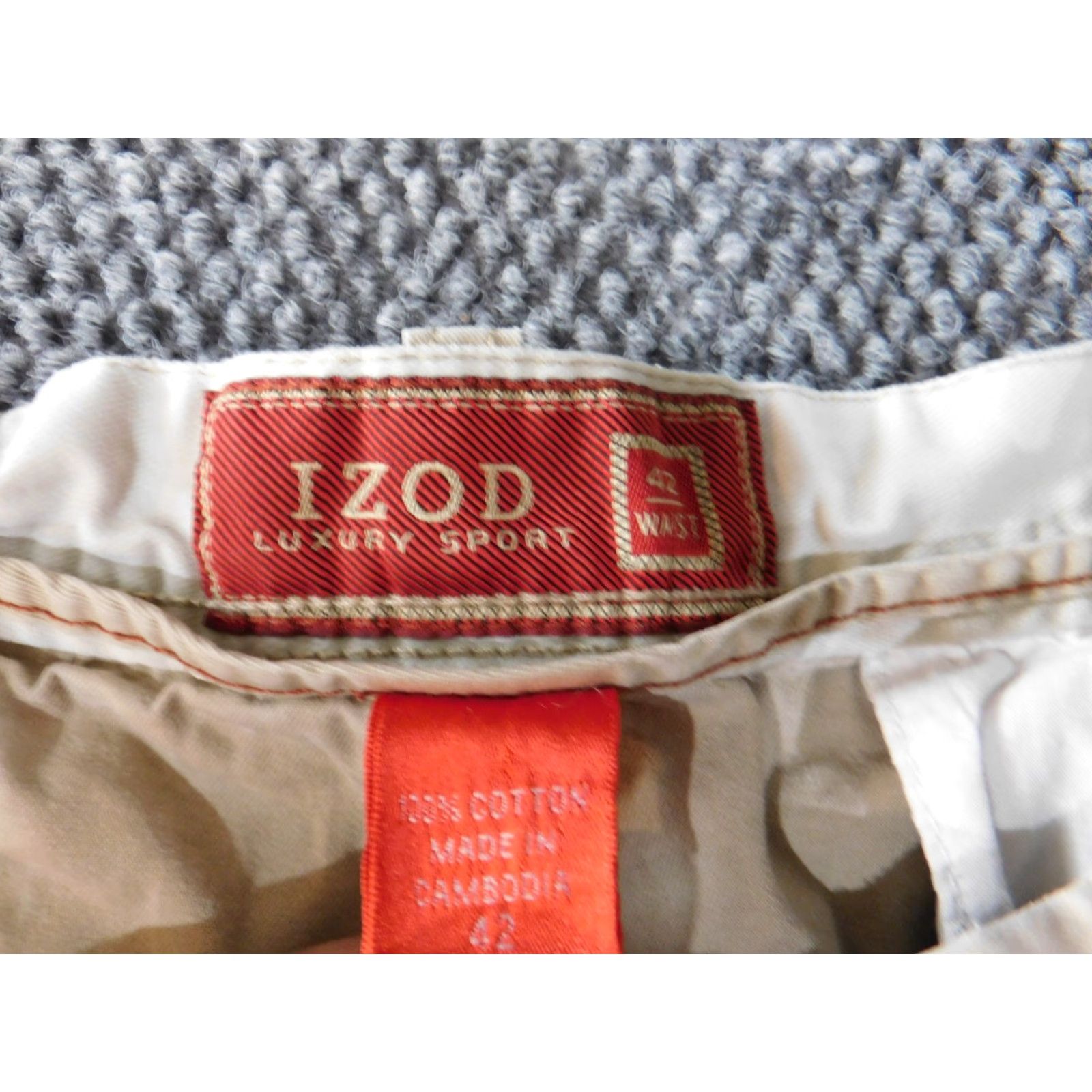 Izod Izod Mens Shorts 42 Beige Stretch Chino Luxury Sport Khaki Classic 4242 Men Regular Beige Stretch Logo Flat Front Cotton Knit Knit Vintage No? Size US 42 / EU 58 - 4 Thumbnail