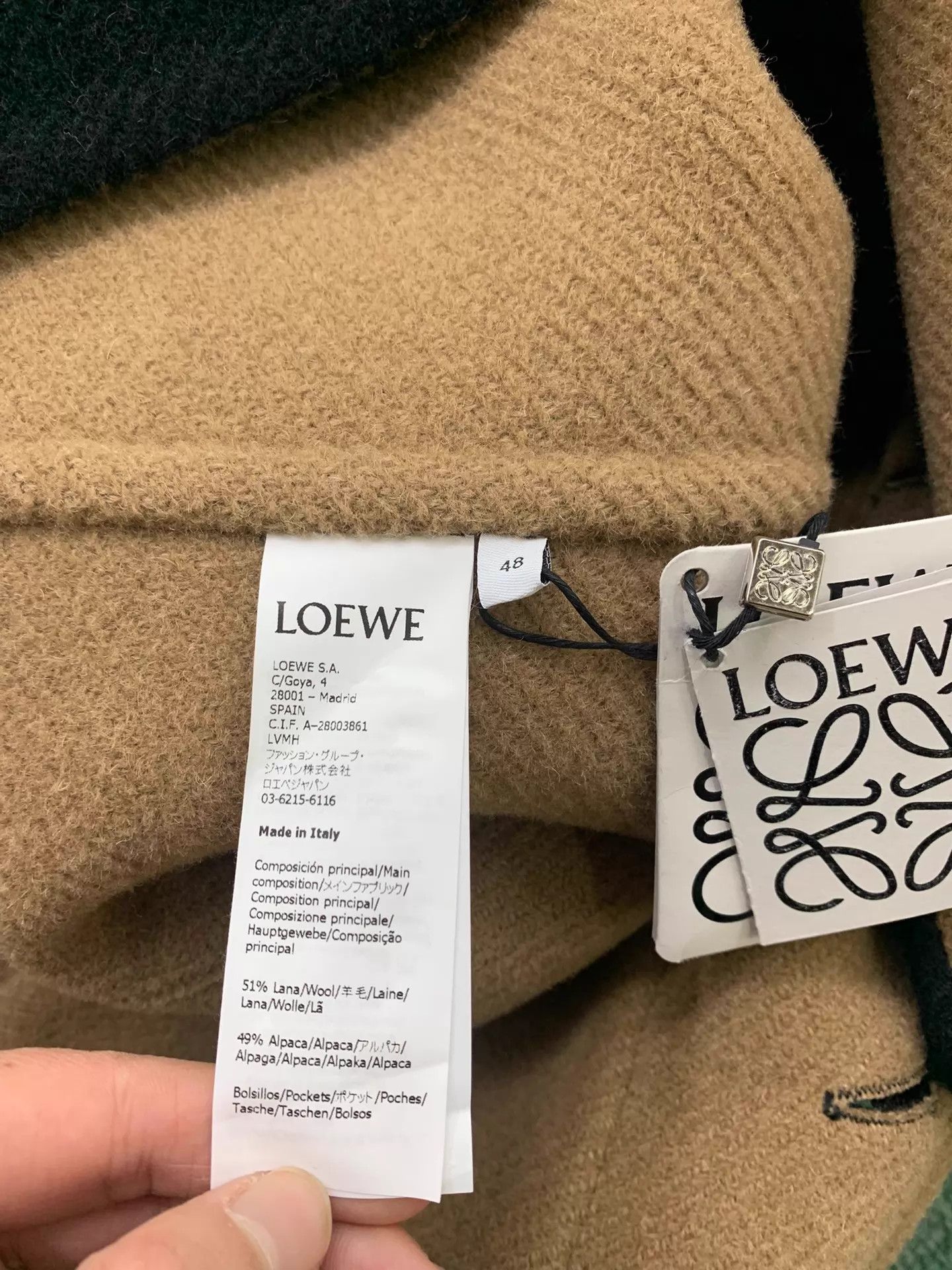 Loewe LOEWE black wool overcoat 48 unused Size US M / EU 48-50 / 2 - 5 Thumbnail