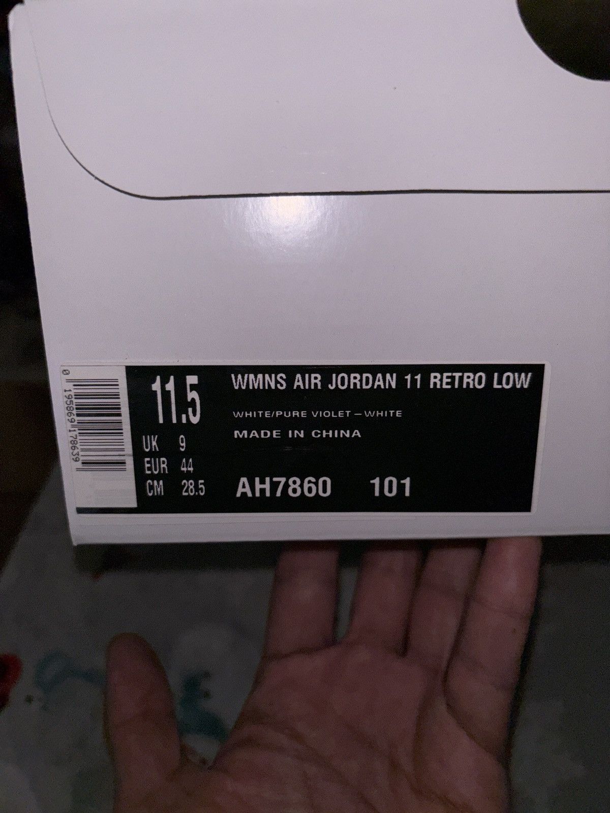 Jordan Brand Jordan 11 Retro Low Pure Violet Women’s Size US 11.5 / IT 41.5 - 7 Thumbnail