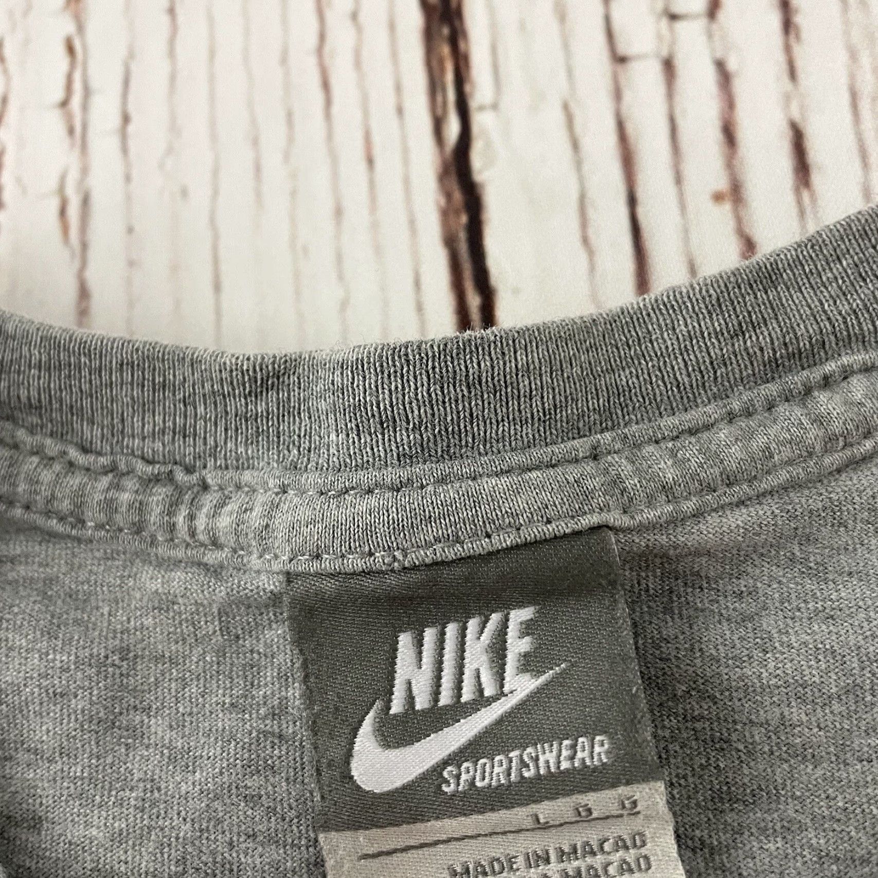 Nike Nike Focus T-Shirt Nike Focus Gray Short Sleeve Men Large Shirt Mens Size US L / EU 52-54 / 3 - 3 Thumbnail