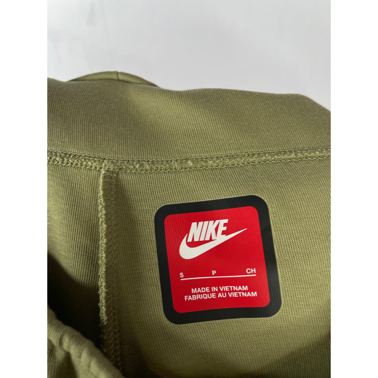 Nike Nike Tech Olive Sweatpants Size US 30 / EU 46 - 2 Thumbnail