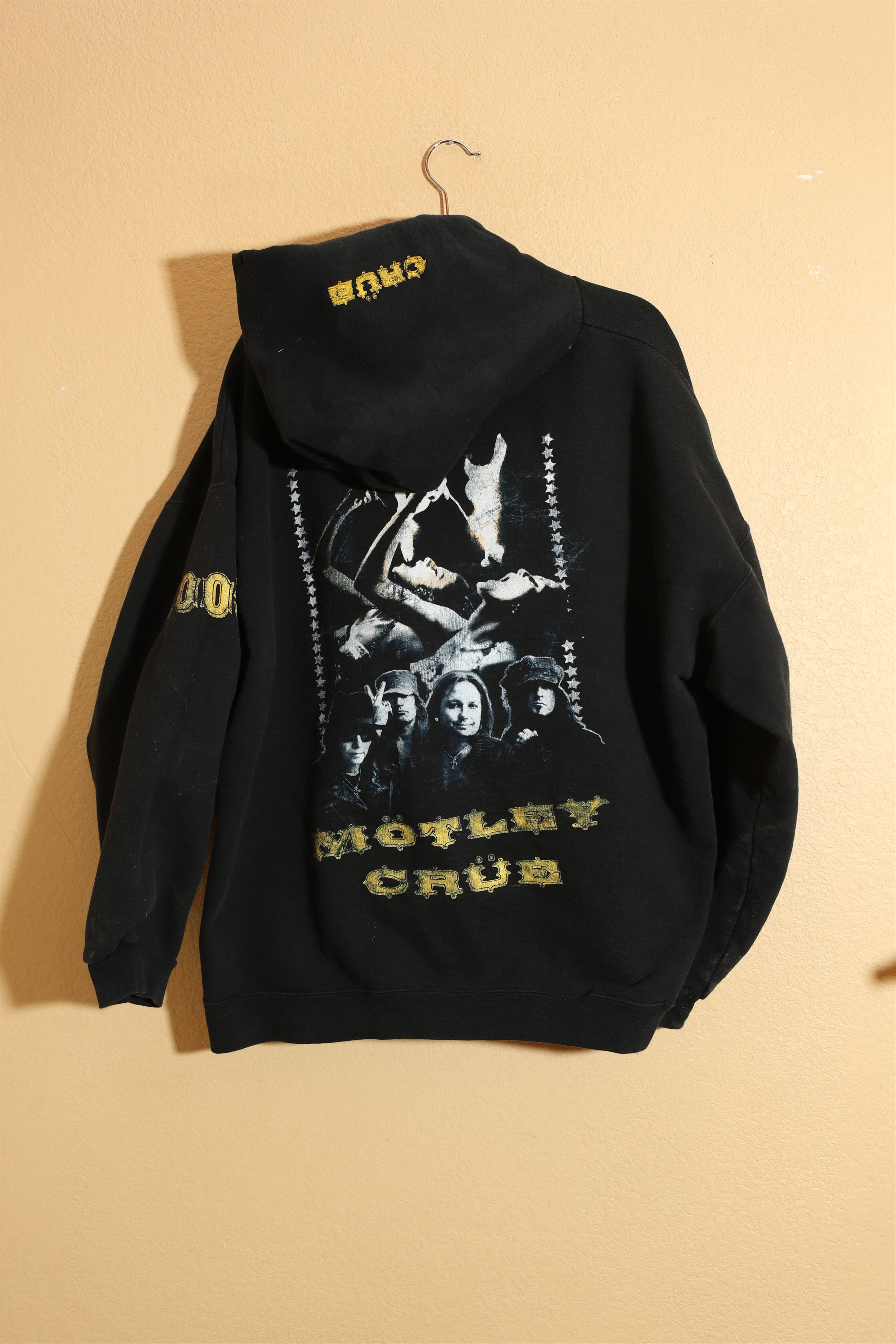 Band Tees × Hanes × Vintage Vintage 2005 Motley Crue Hoodie (XXL) Size US XXL / EU 58 / 5 - 2 Thumbnail