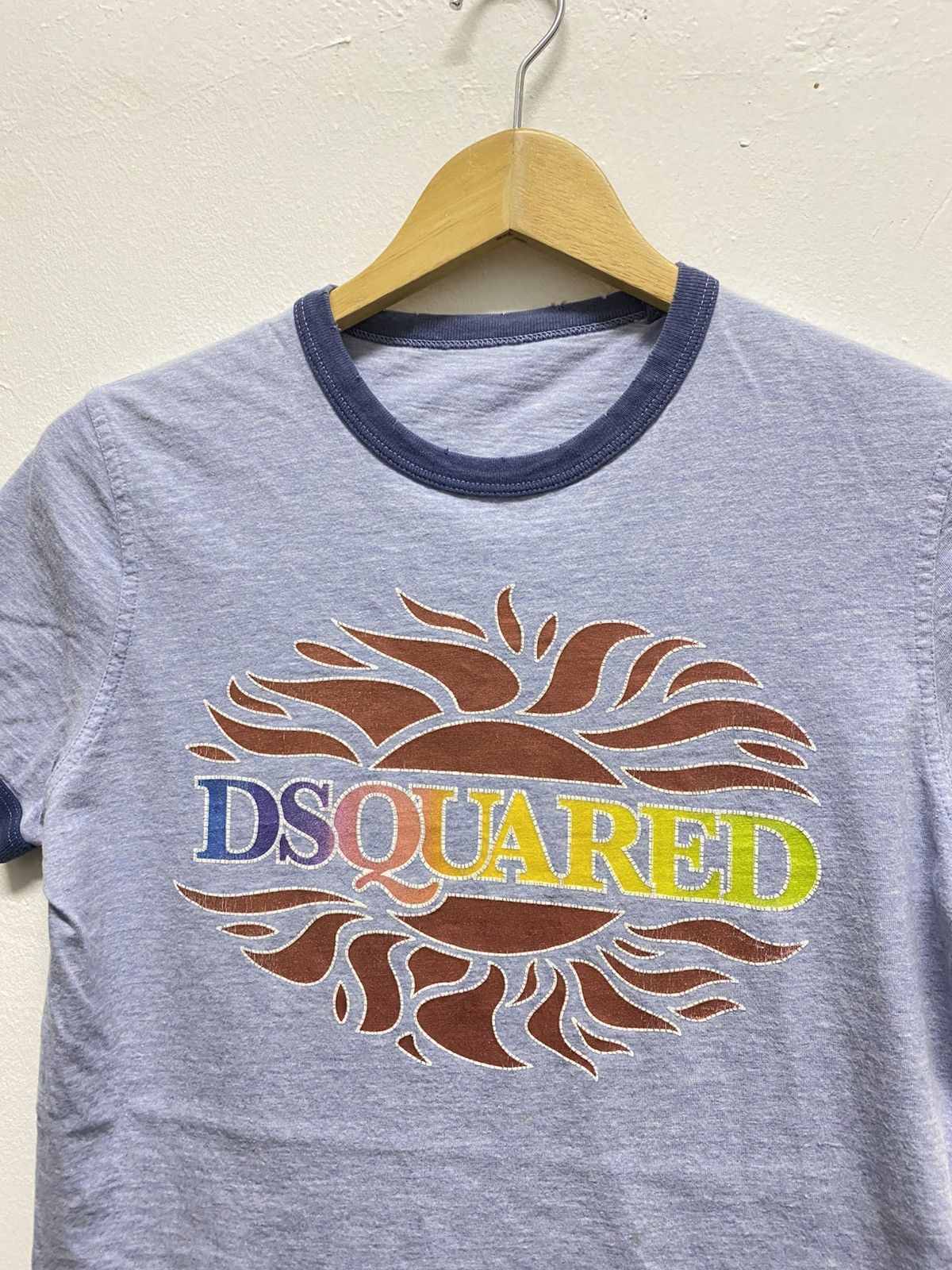 Dsquared2 DSQUARED THRASHED T SHIRT Size US XS / EU 42 / 0 - 3 Thumbnail