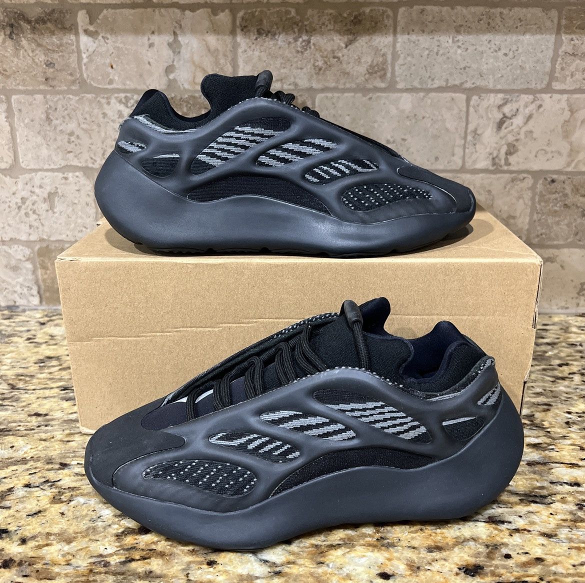 Adidas Yeezy 700 V3 ‘Dark Glow’ | Grailed