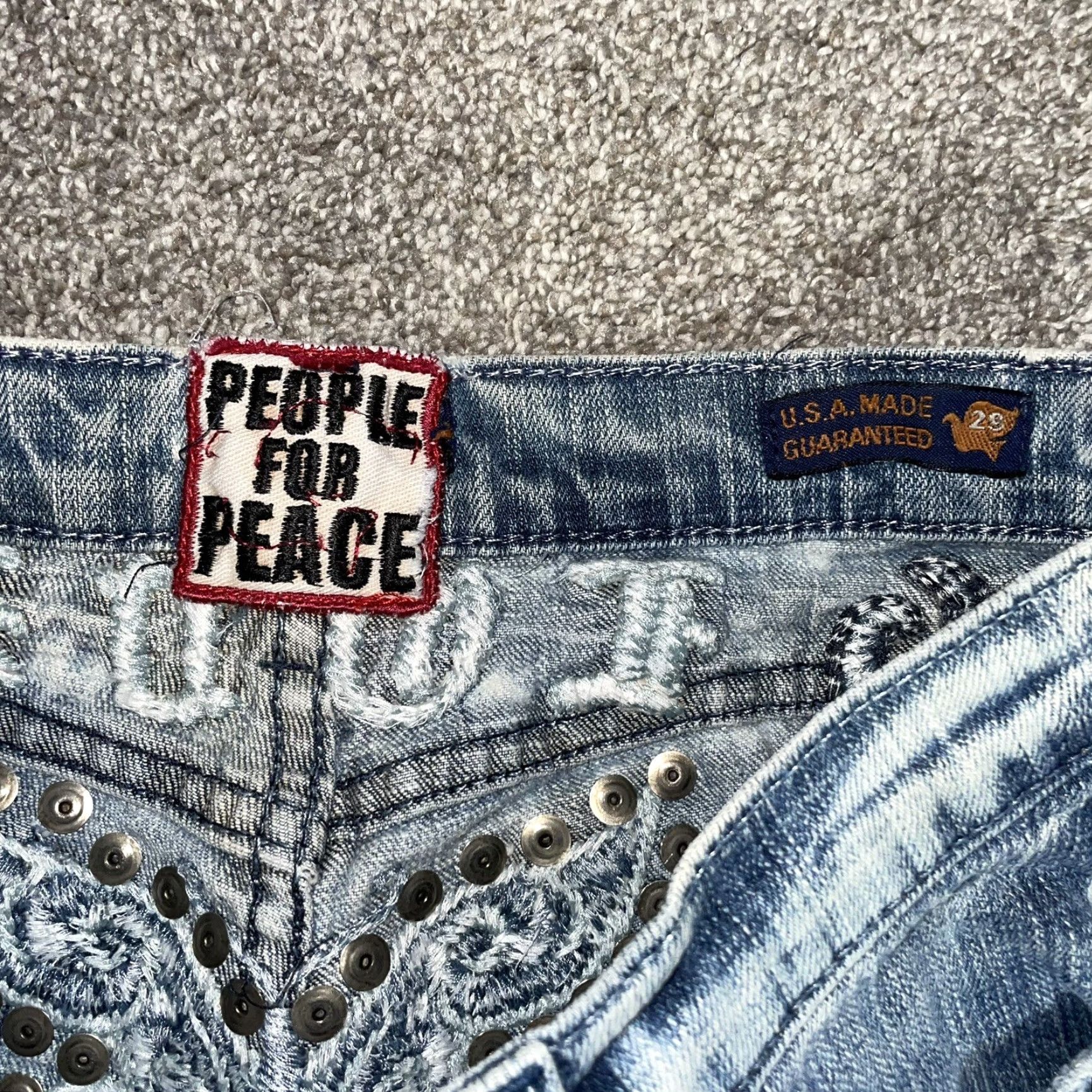 Vintage VINTAGE People4Peace Jeans Womens 28 Regular Cotton Blend Blue USA Straight 28x32 Womens Size 28" / US 6 / IT 42 - 5 Thumbnail