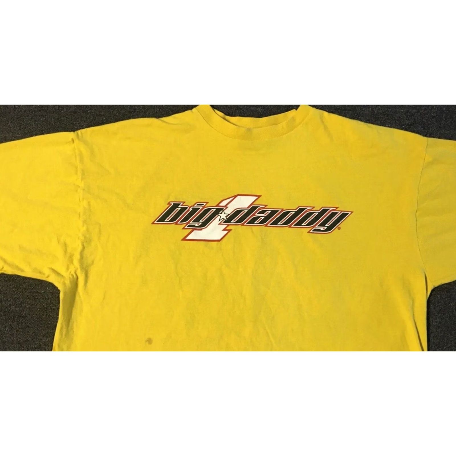 JNCO VINTAGE Big Daddy Livin Large Faded Distressed Shirt 2XL Yellow Punk Grunge Skate USA 90s Jnco Mens T-Shirt Size US XXL / EU 58 / 5 - 7 Thumbnail