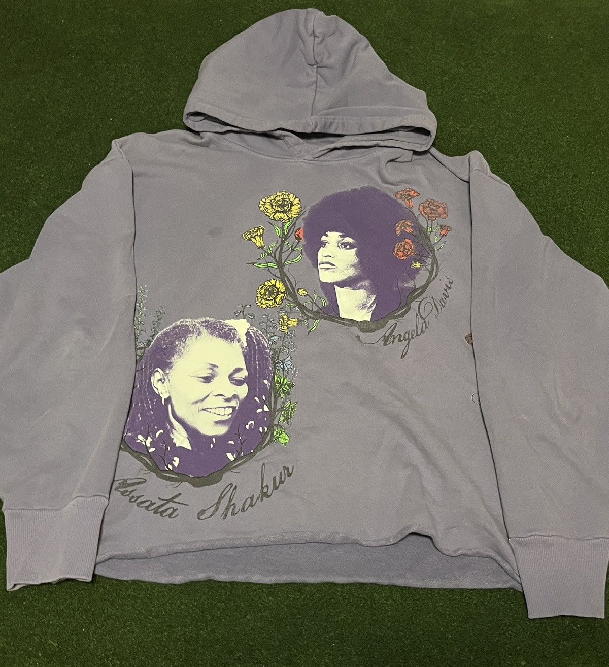 Barriers Barriers Powerful Black Woman Lavendar Hoodie Sz XL Size US XL / EU 56 / 4 - 4 Thumbnail