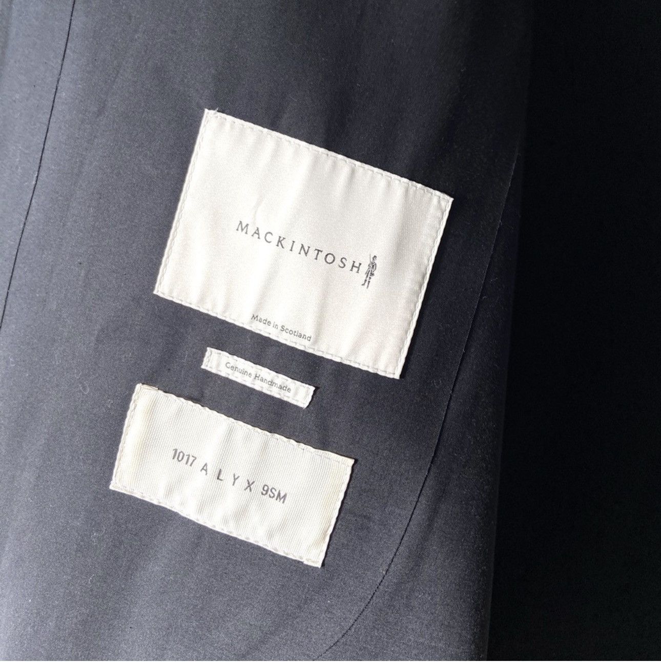 1017 ALYX 9SM × Mackintosh 1017 Alyx 9SM x Mackintosh Windbreaker Overcoat M Size US M / EU 48-50 / 2 - 8 Thumbnail