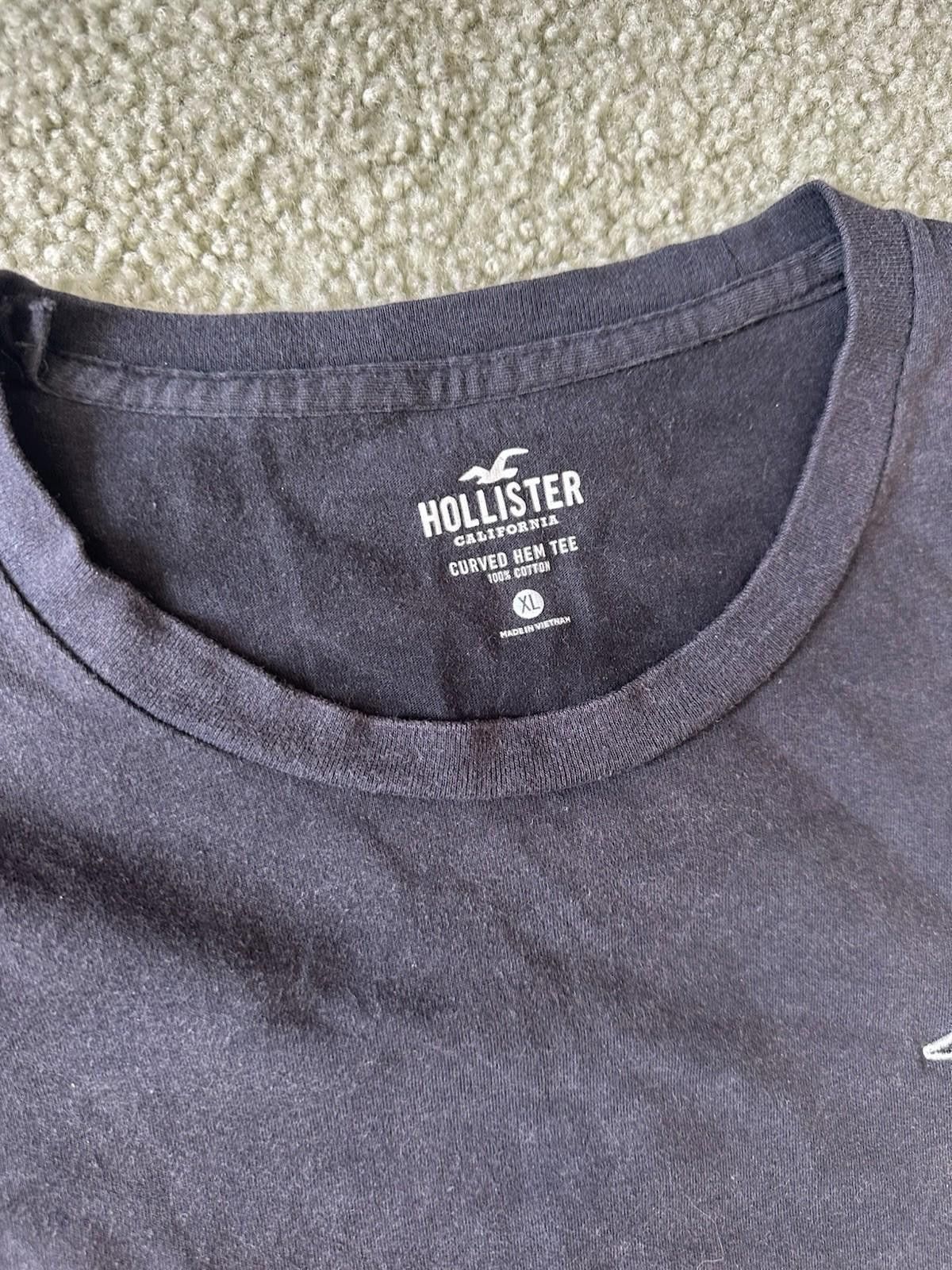 Hollister Hollister Curved Hem T-Shirts 3-PACK Men’s, 2 Are XL, 1 Is M Size US M / EU 48-50 / 2 - 3 Thumbnail