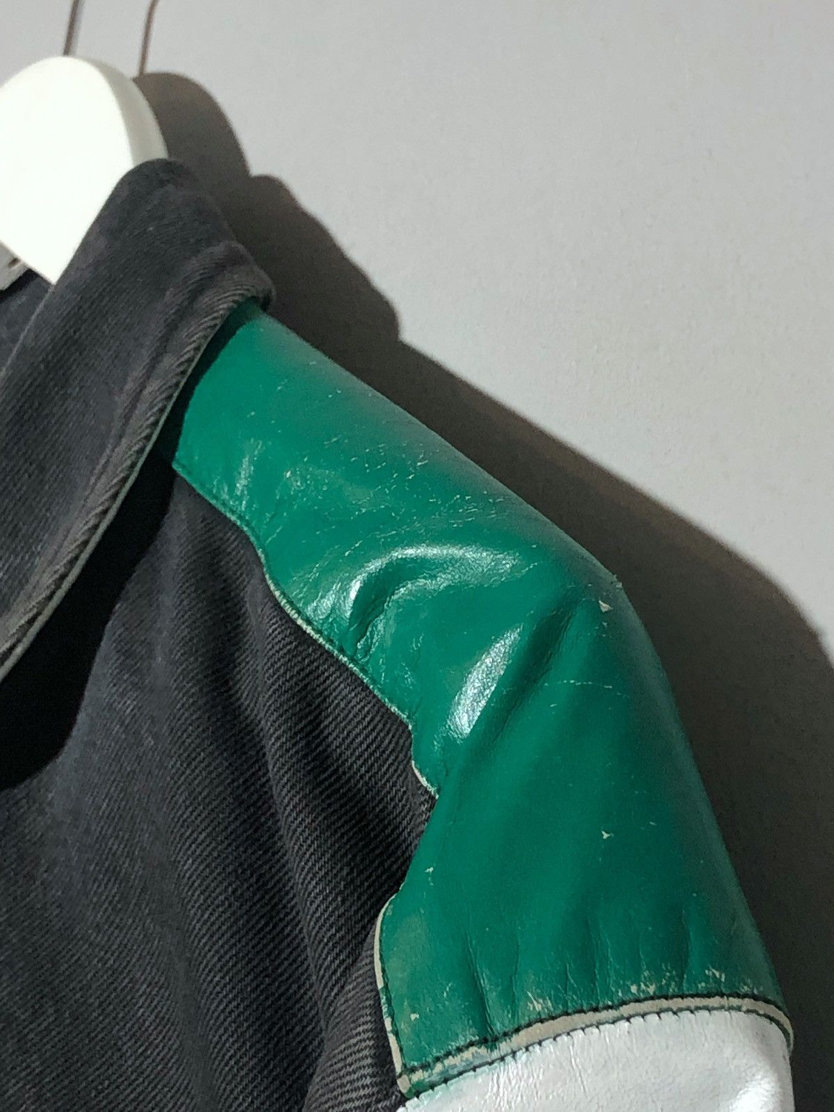 Jeff Hamilton Vintage 90s Boston Celtics Jeff Hamilton NBA Rare Jacket Size US XL / EU 56 / 4 - 15 Thumbnail