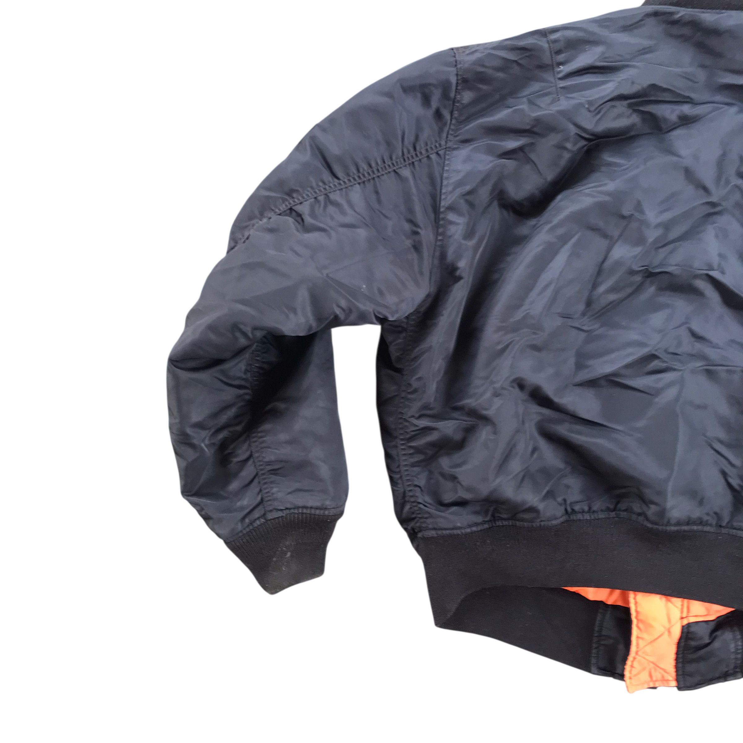 Uniqlo Vintage Uniqlo MA 1 Bomber Jacket Size US M / EU 48-50 / 2 - 8 Thumbnail