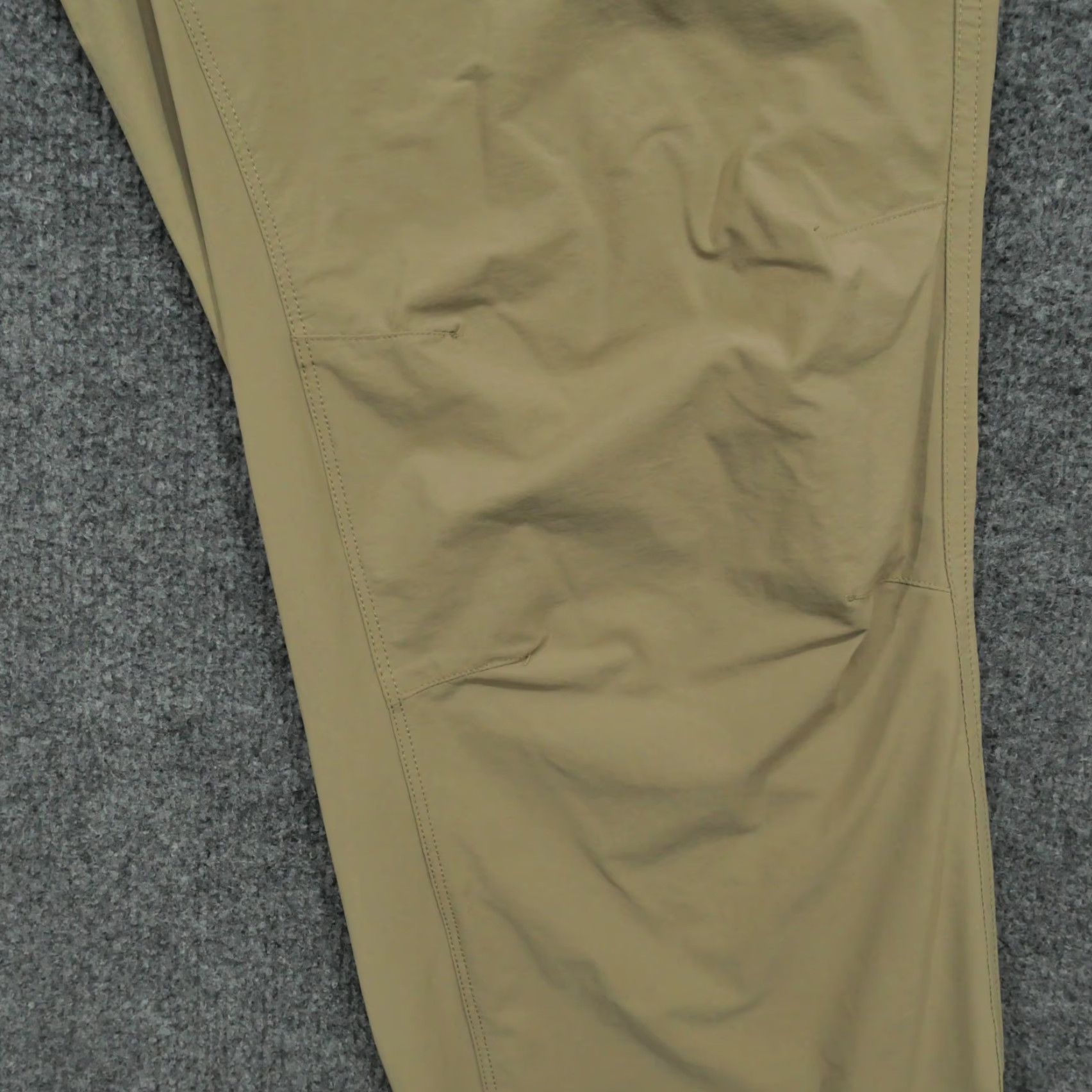 Orvis Orvis Pants Womens 16 Tan Khaki Outdoors Lightweight Stretch 35x32 Casual Workwear- Beige 16 Regular Inseam 32 Straight Windbreaker Muslen? Size 24" / US 00 / IT 34 - 2 Thumbnail
