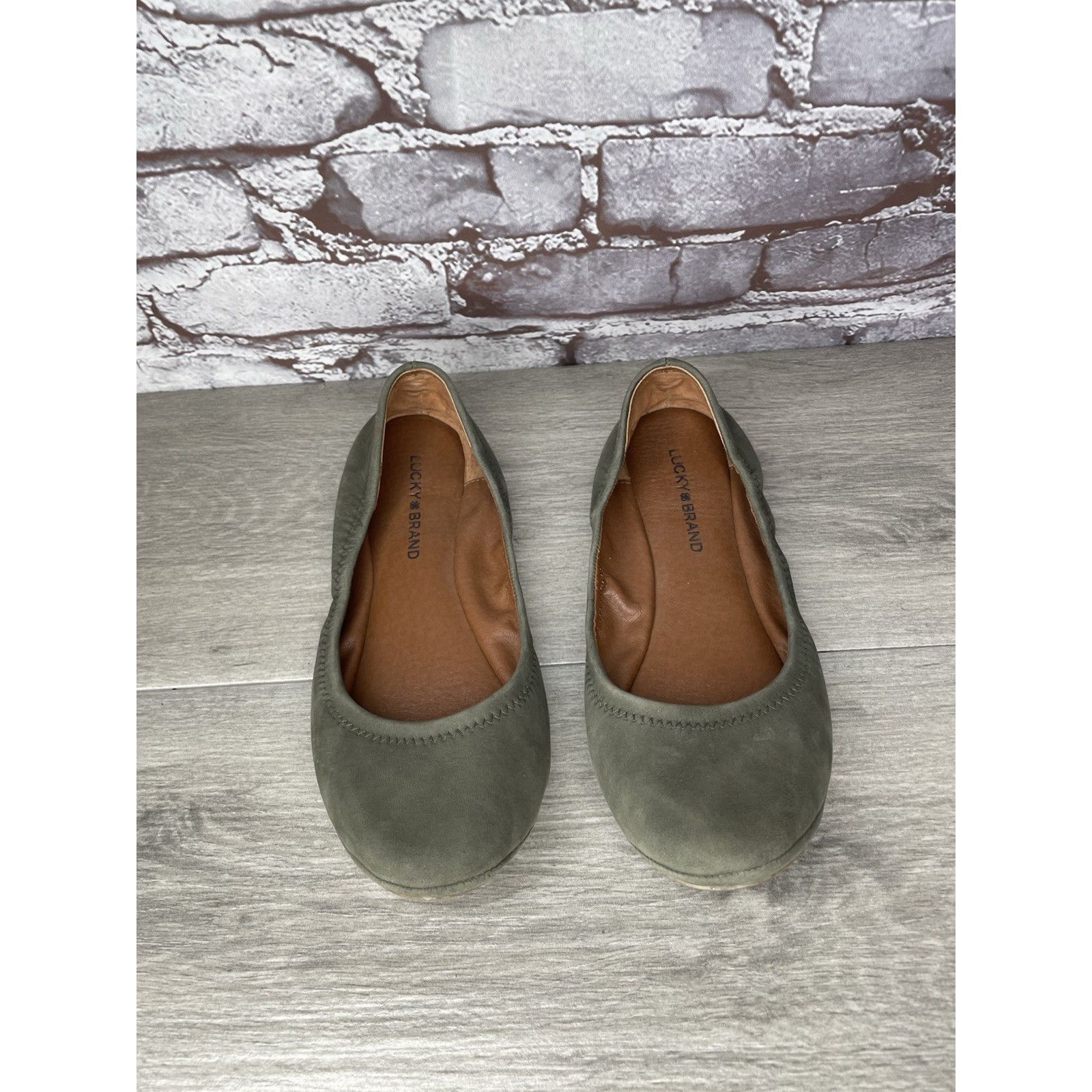 Lucky Brand Lucky Brand Olive Green Suede Erin Round Toe Ballet Flats Wo Size US 8.5 / IT 38.5 - 2 Thumbnail