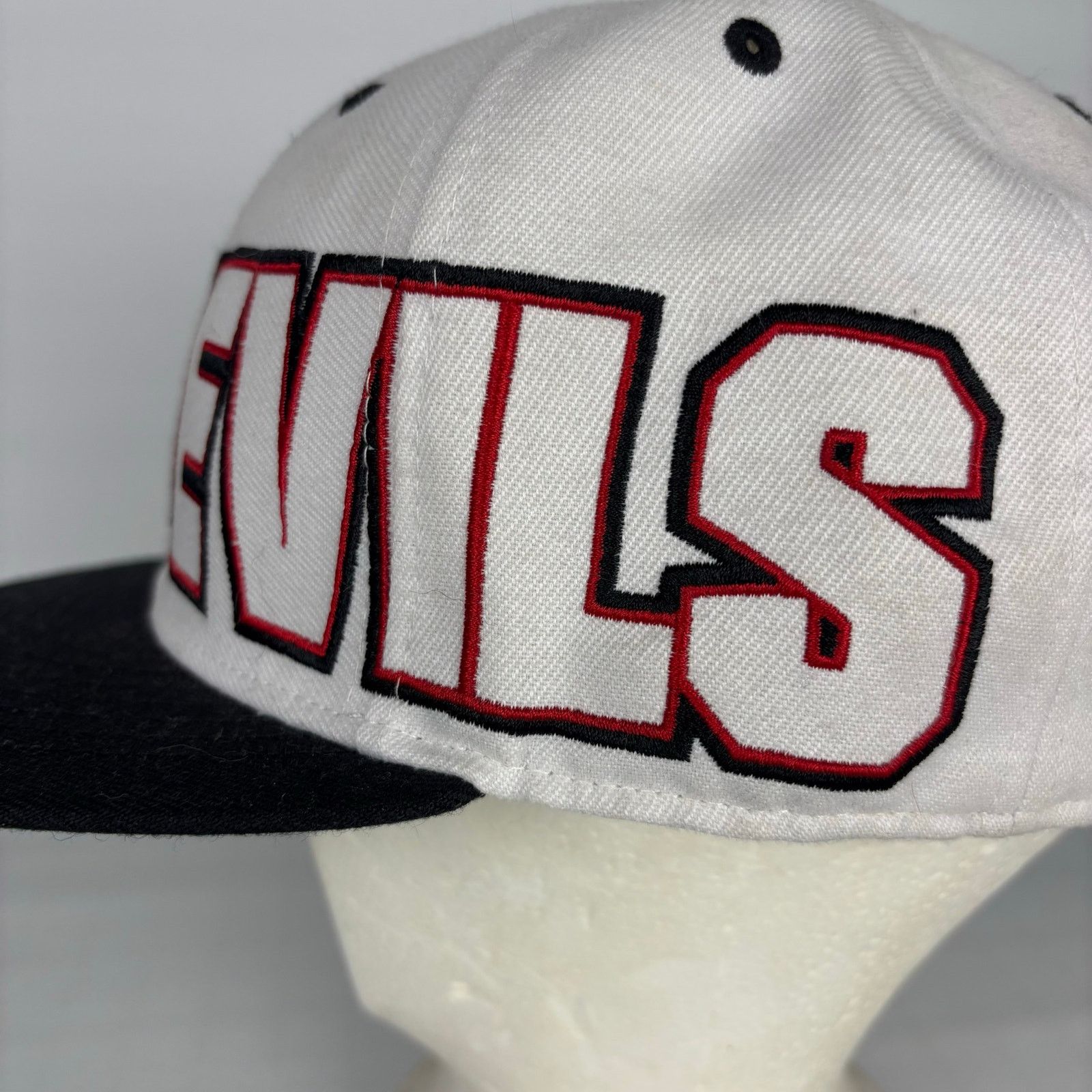 47 Brand New Jersey Devils '47 SAMPLE Snapback Embroidered NHL Hat Size ONE SIZE - 4 Thumbnail