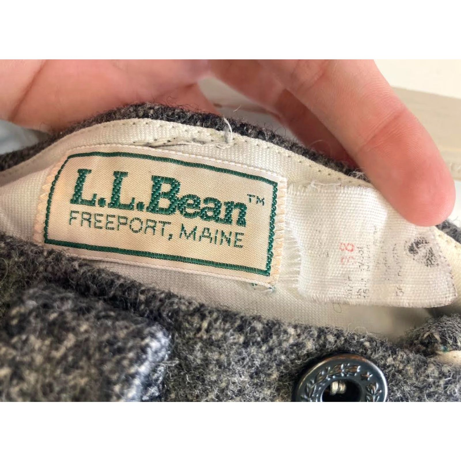 Vintage LL Bean Mens Hunting Pants Gray Wool 42x34 Regular 1990s VTG 80s 90s Pants Mens Wool Hunting Gray LL Bean 42x34 1990s VTG Size US 42 / EU 58 - 4 Thumbnail