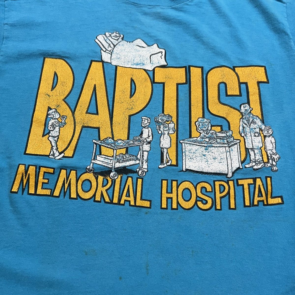 Vintage Vintage 90s Baptist Memorial Hospital graphic shirt Size US L / EU 52-54 / 3 - 2 Thumbnail
