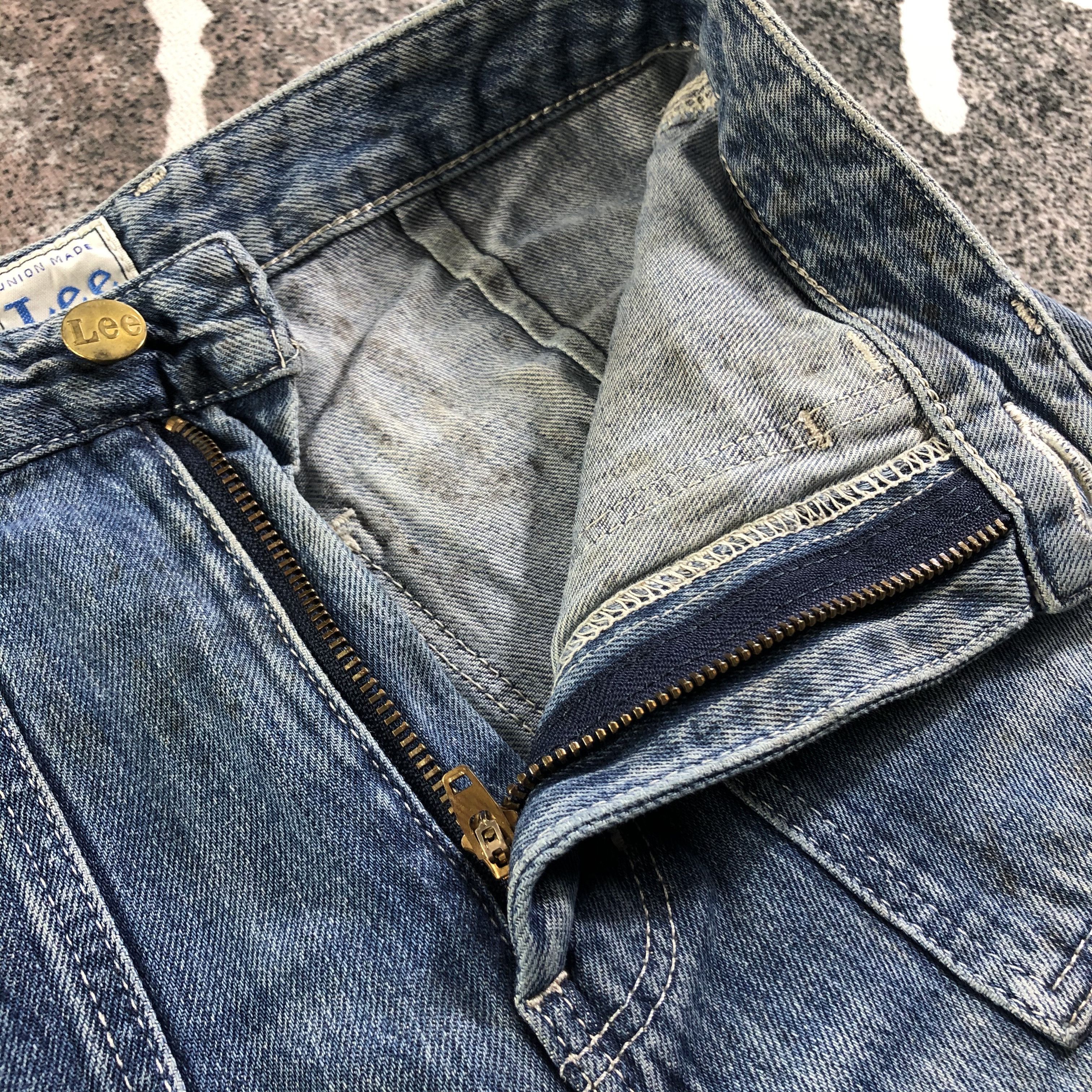 Lee Vintage Lee Jeans Dirty Wash Bell Bottom KJ2511 Size 25" / US 0 / IT 36 - 7 Thumbnail