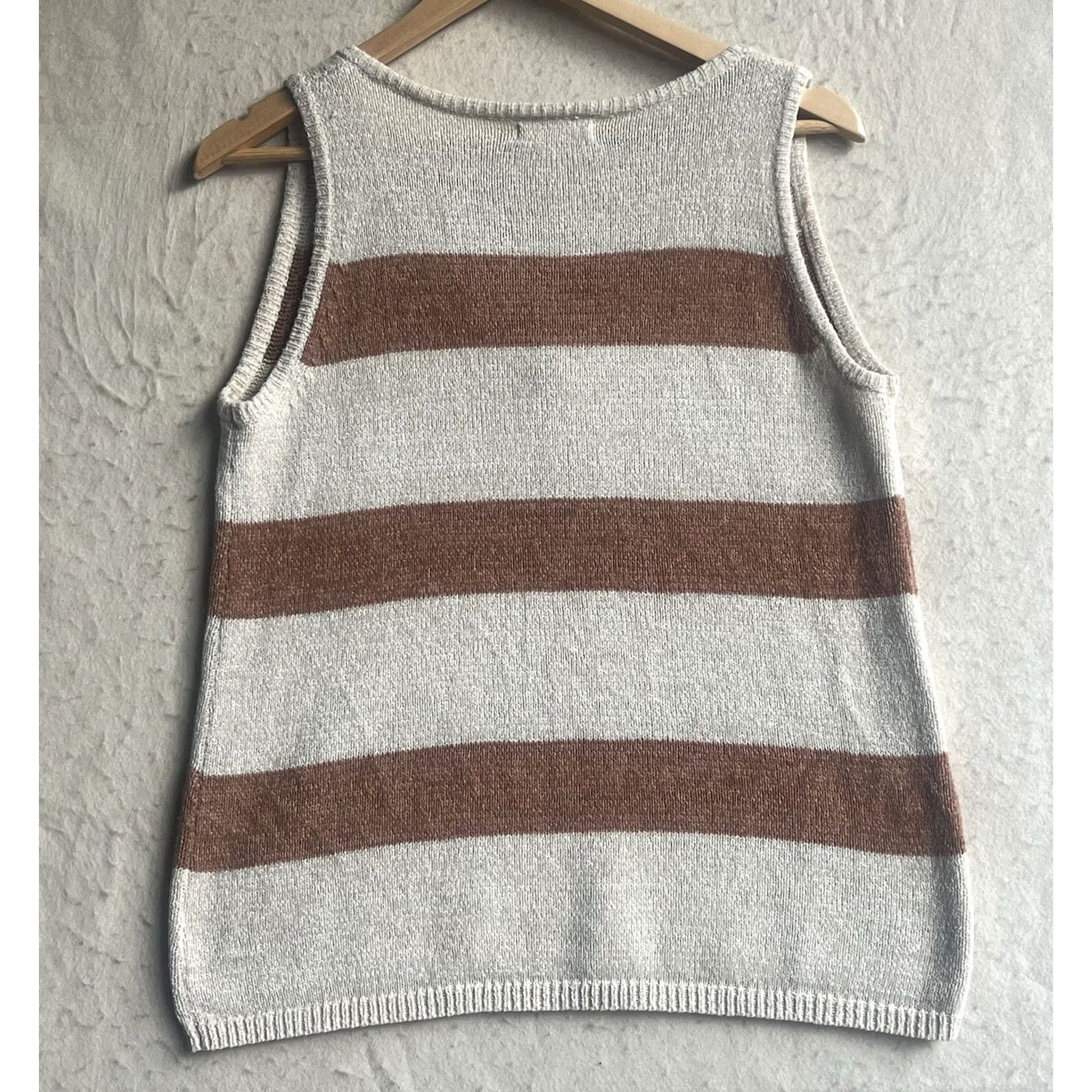 KEEN Keen the Label Tank Women's Tank S Beige Lightweight Knit Laguna Beach Summer V-Neck Sleeveless Casual Regular Size S / US 4 / IT 40 - 2 Thumbnail