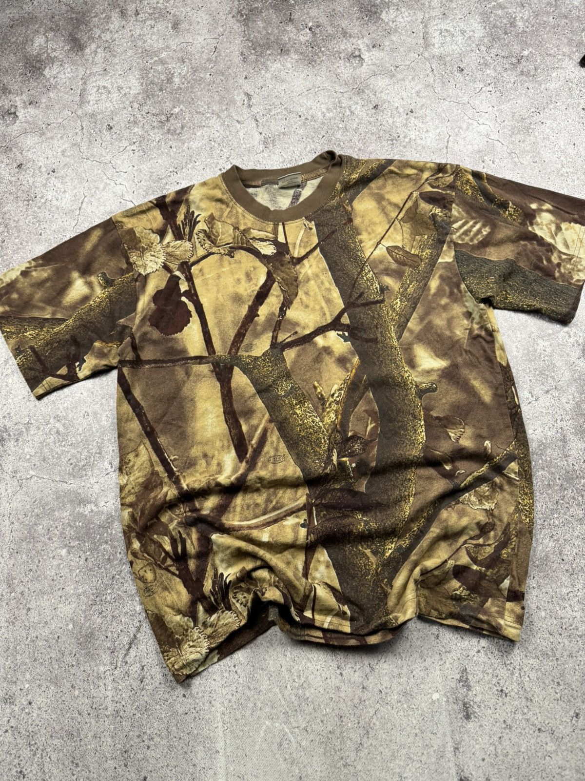 Realtree Vintage Realtree Camo T Shirt L Y2K Camouflage Japan Tee Size US L / EU 52-54 / 3 - 2 Thumbnail