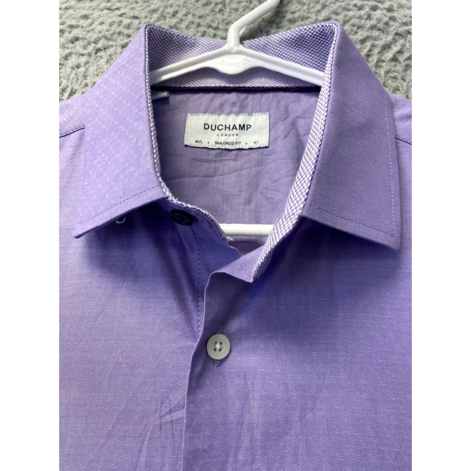 Vintage VINTAGE Duchamp London Men's Dress Shirt Long Sleeve Slim Fit Light Purple Cotton Size L, London Theme Size US L / EU 52-54 / 3 - 3 Thumbnail