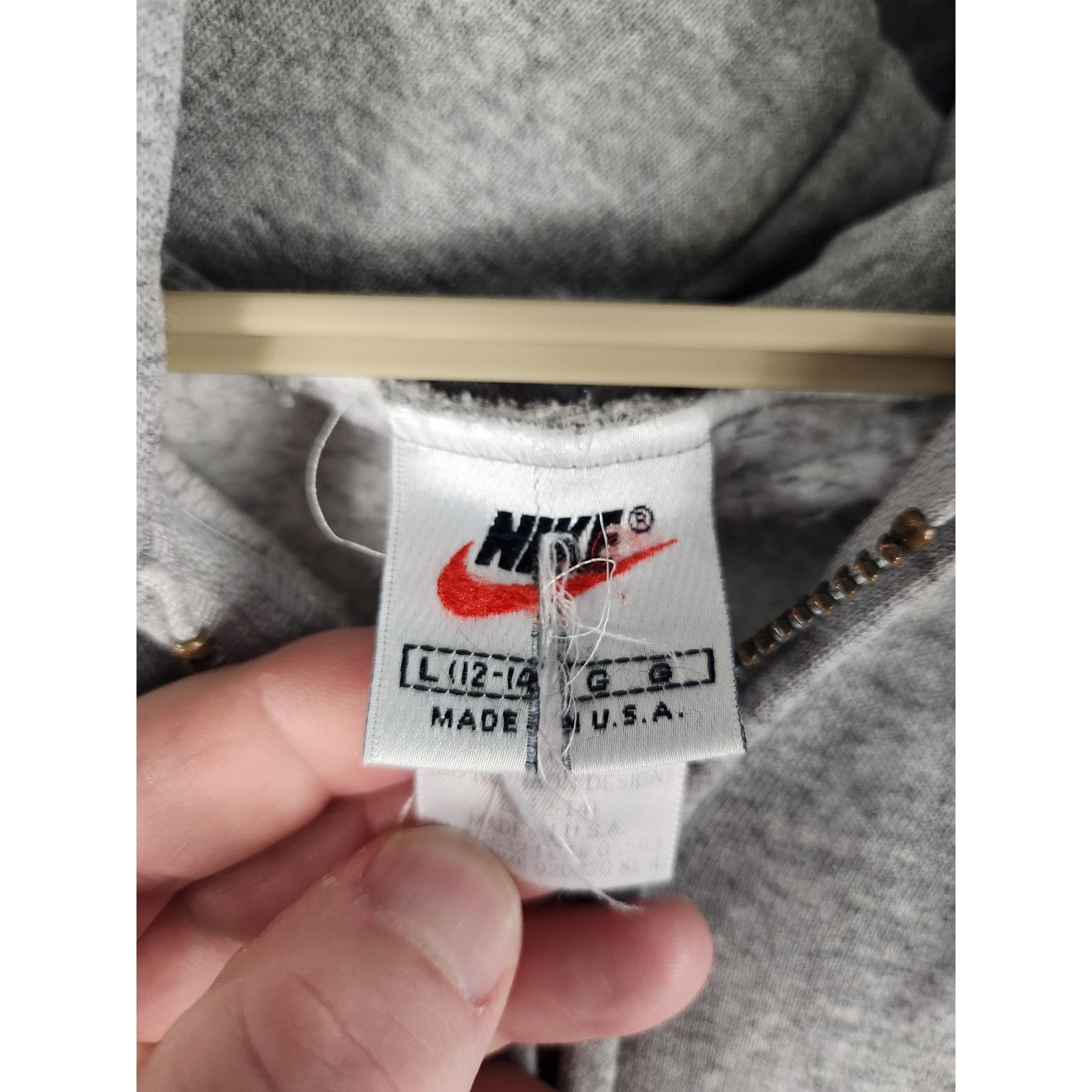 Nike Vintage 90s Nike Sleeveless hoodie Women's large Size L / US 10 / IT 46 - 3 Thumbnail