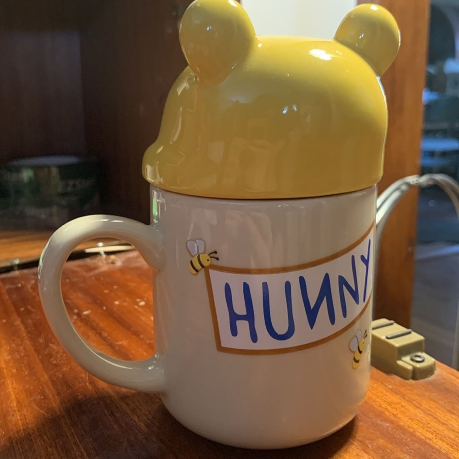 Disney NWOT Winnie the Pooh Disney hunny covered coffee cup mug Size ONE SIZE - 4 Thumbnail