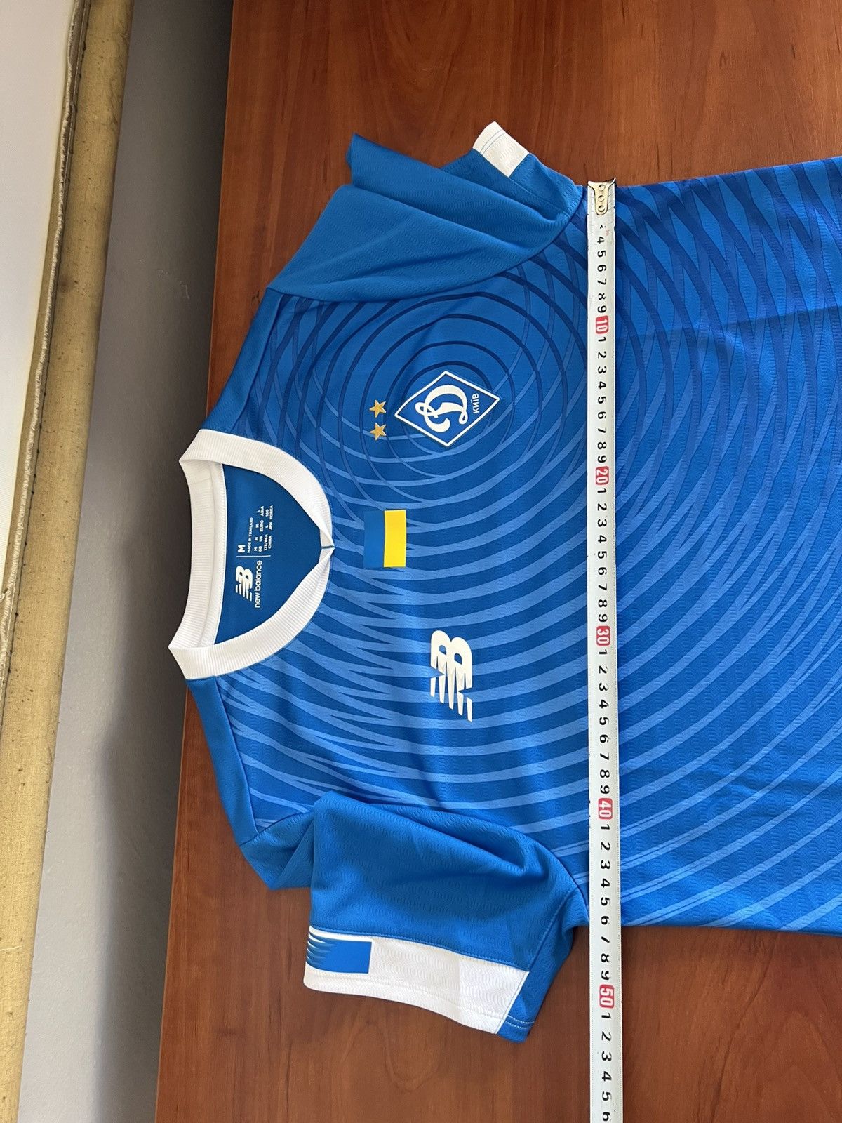 New Balance 2022/23 DYNAMO KYIV UKRAINE AWAY SOCCER JERSEY FOOTBALLSHIRT Size US M / EU 48-50 / 2 - 16 Thumbnail