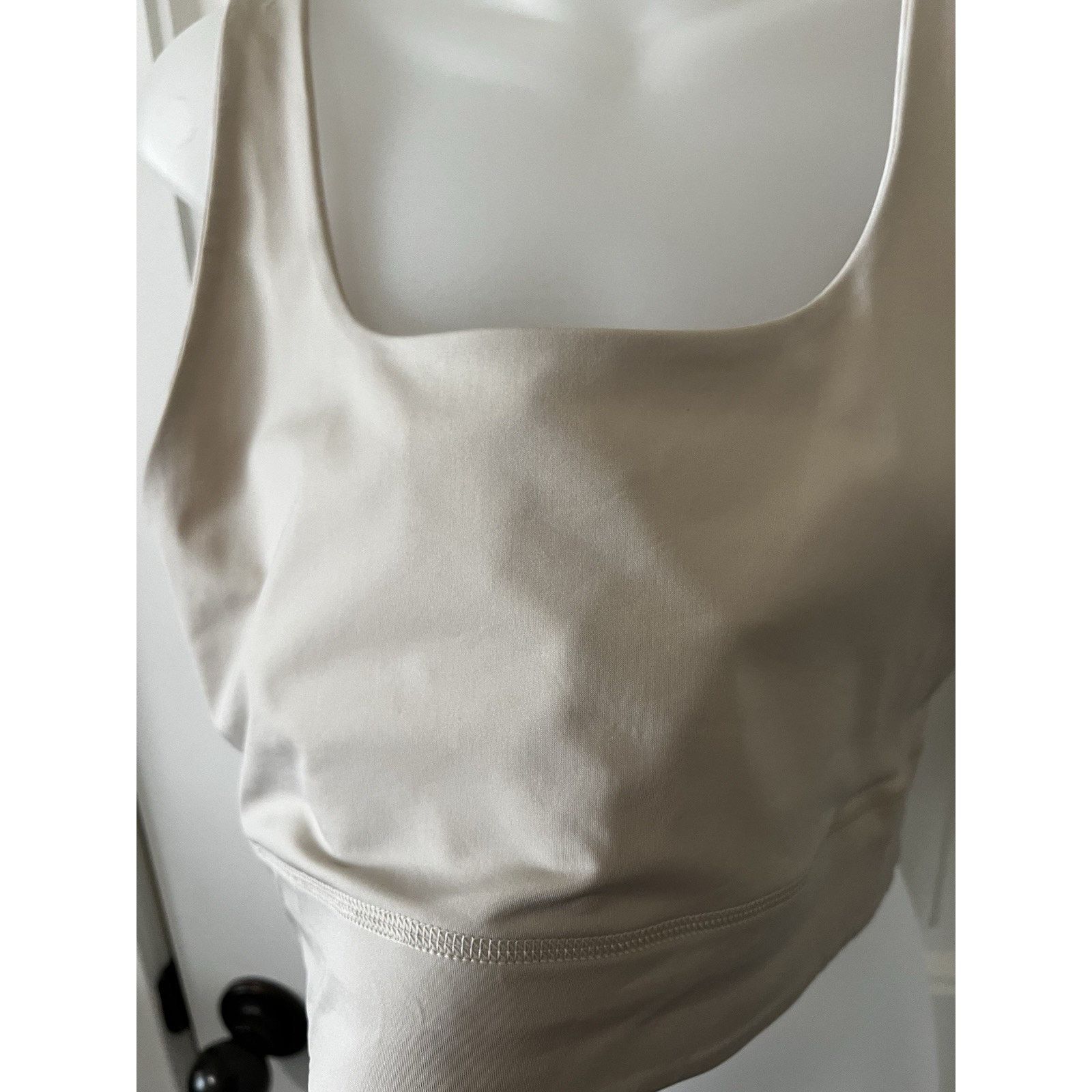 Fabletics Harlyn Midi Medium Impact Sports Bra Honey Magma Square Neck Size XL / US 12-14 / IT 48-50 - 12 Thumbnail