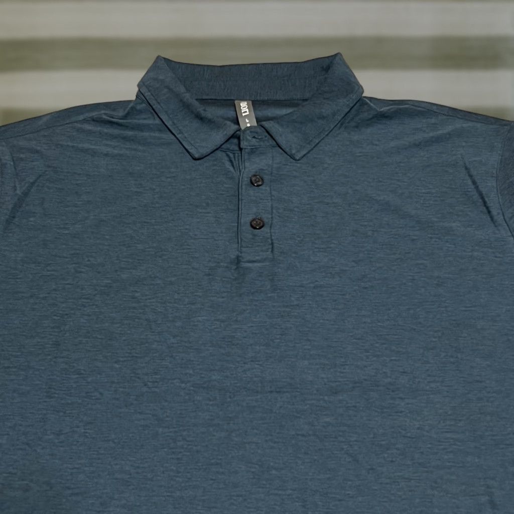 Vuori Vuori Strato Tech Polo Shirt Men’s L Blue Logo Short Sleeve Knit Polyester Blend Regular Polo Brand Vuori Strato Tech 90s? Size US L / EU 52-54 / 3 - 1 Thumbnail