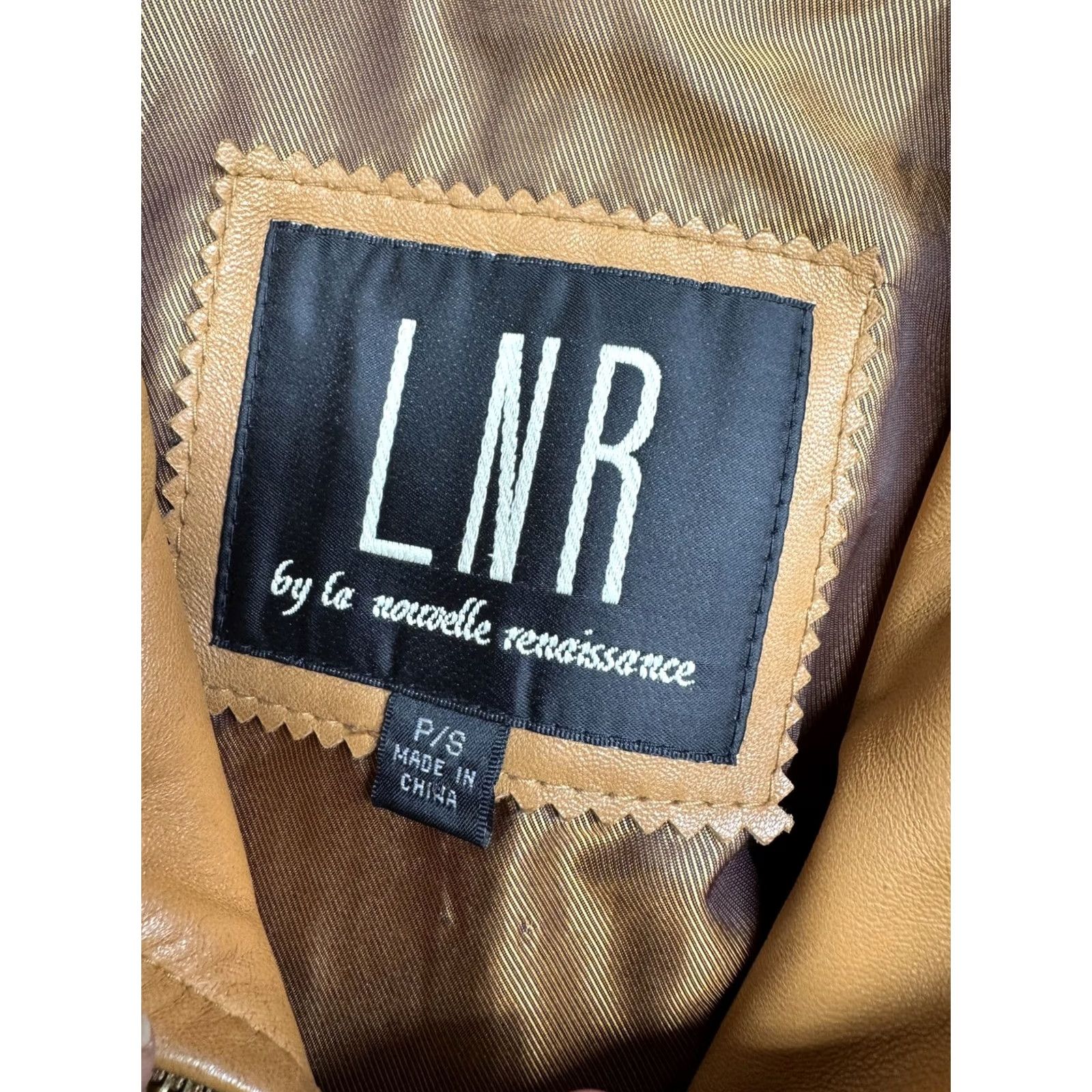 Vintage VINTAGE LNR by La Nouvelle Renaissance Women's Petite Small Tan Brown Leather Coat Size S / US 4 / IT 40 - 4 Thumbnail