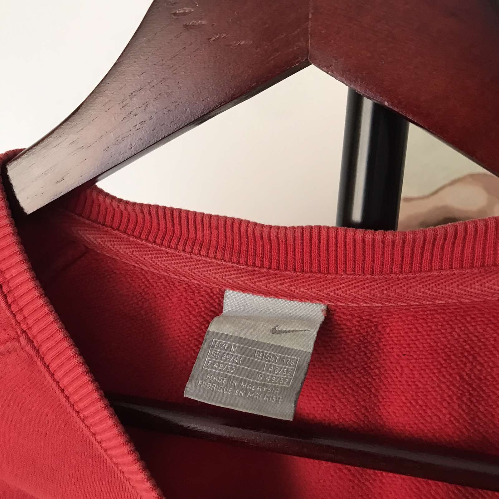 Nike × Vintage Nike Vintage 90s red sweatshirt Size US M / EU 48-50 / 2 - 5 Thumbnail