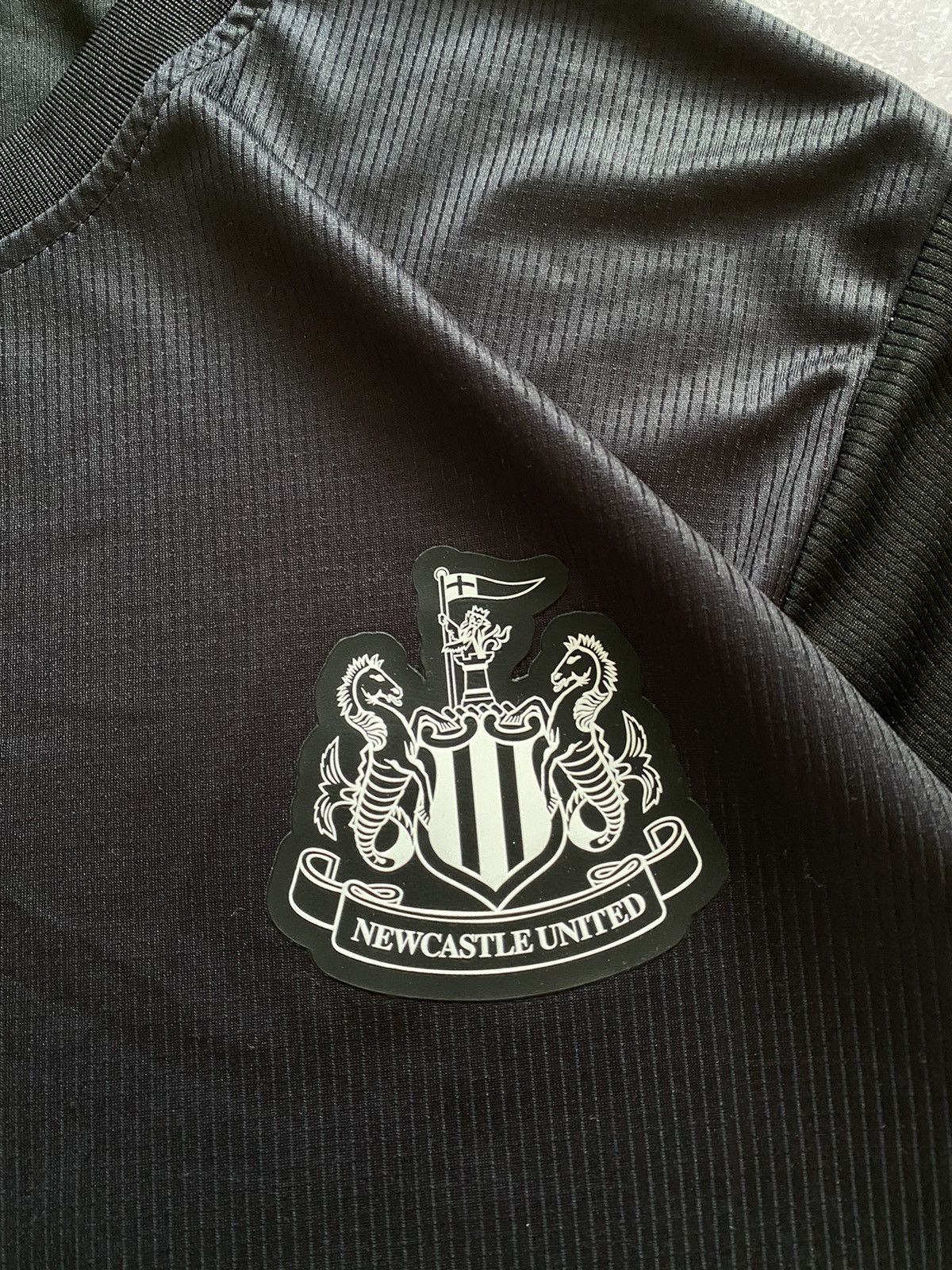 Castore × Vintage Newcastle United 23-24 Stadium Edition Castore Soccer Jersey Size US XL / EU 56 / 4 - 8 Thumbnail