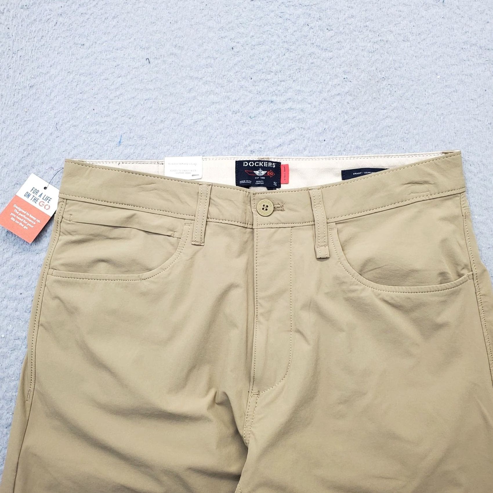 Dockers DOCKERS Mens Pants Hiking Tan 32x32 Straight Regular Pockets Outdoor Denim Style Chino Clothing Mens Size 32 Size US 32 / EU 48 - 7 Thumbnail
