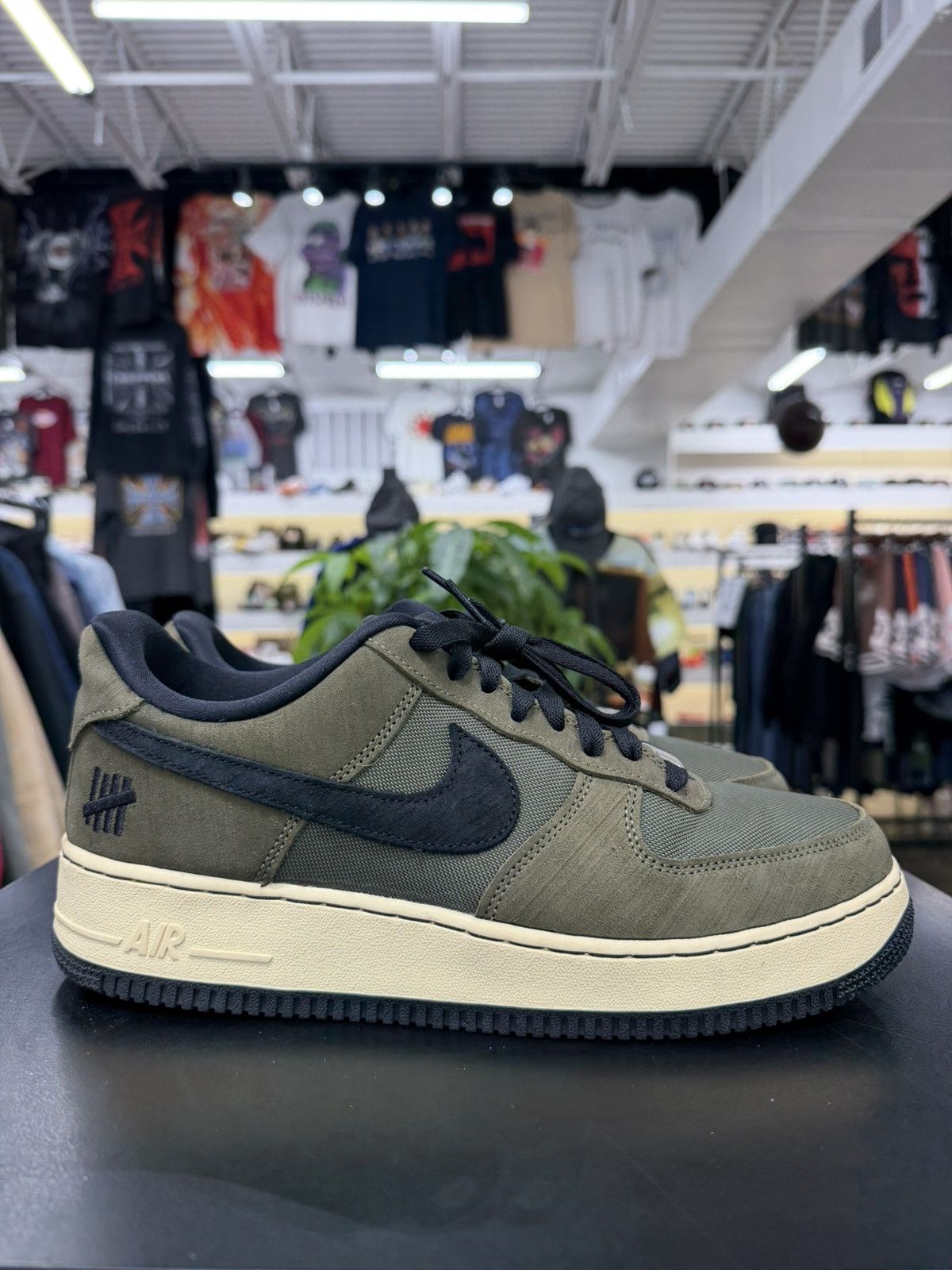 Nike × Undefeated Air Force 1 Low Undefeated Ballistic Size 9 (2021) Size US 9 / EU 42 - 6 Thumbnail