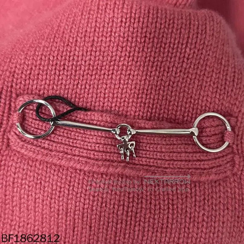Hermes Hermes Pink V-Neck Keyhole Sweater Size S / US 4 / IT 40 - 5 Thumbnail