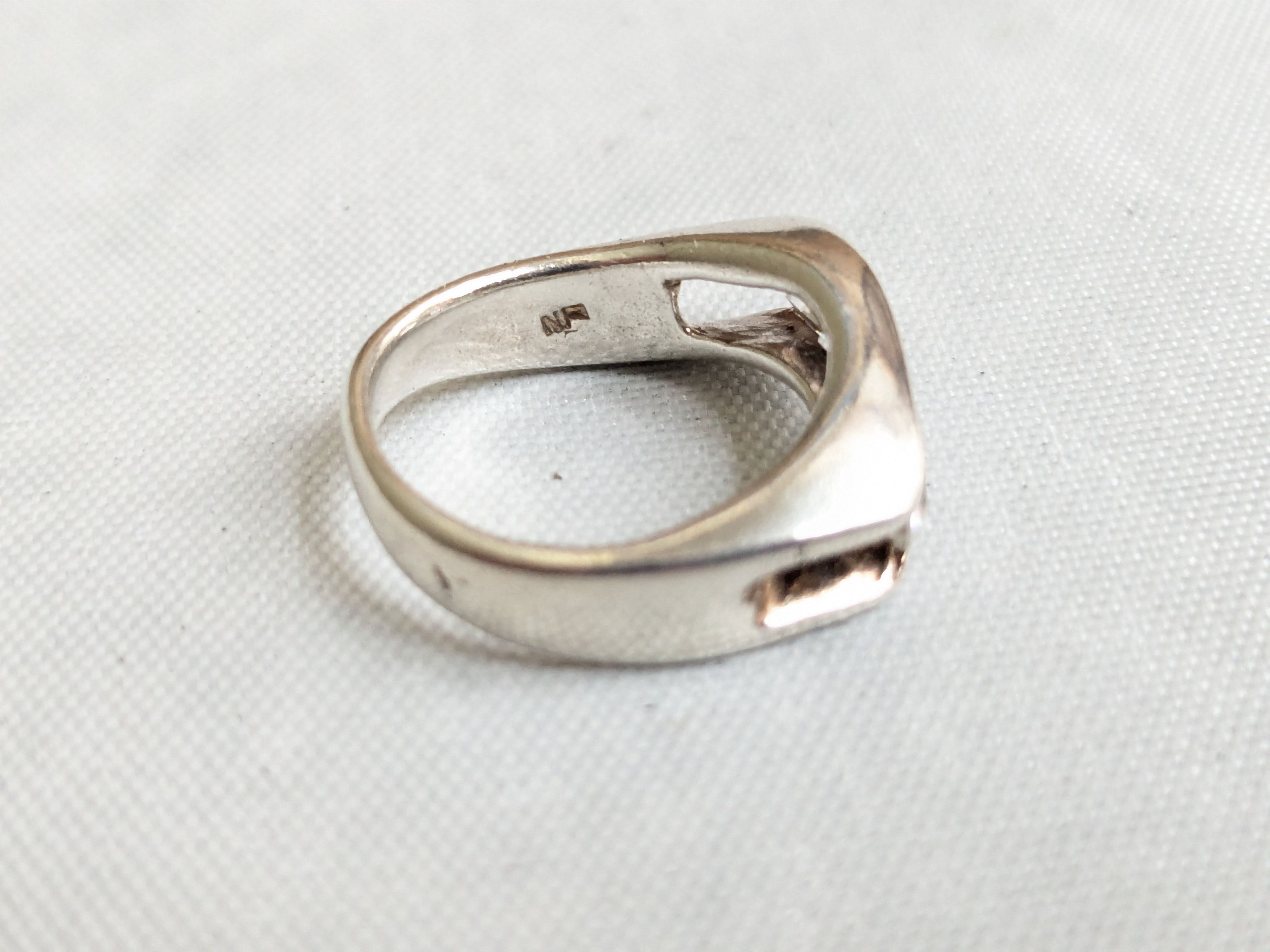 Jewelry Sterling Silver Ring CZ Channel Size 5 Clear Size ONE SIZE - 2 Thumbnail