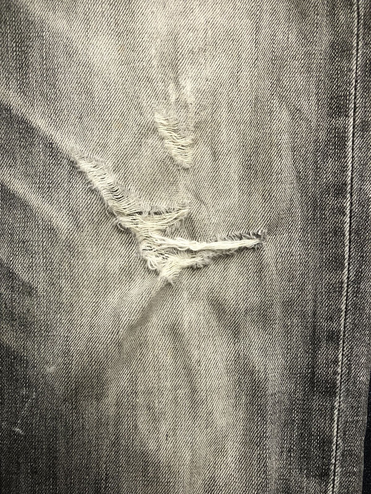 Uniqlo Vintage Japanese Distressed Black Faded Uniqlo Jeans Size US 35 - 7 Thumbnail