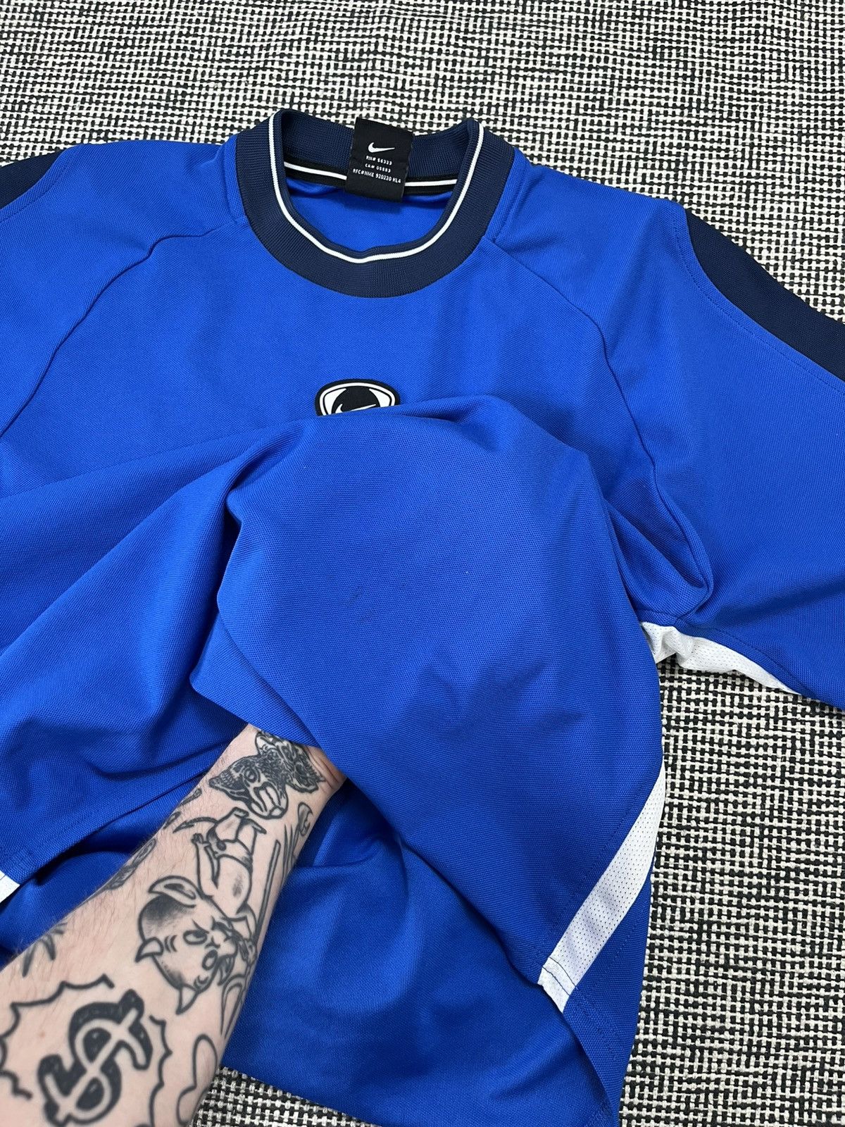 Nike × Vintage 90s Nike center swoosh vintage soccer jersey blokecore Size US S / EU 44-46 / 1 - 5 Thumbnail