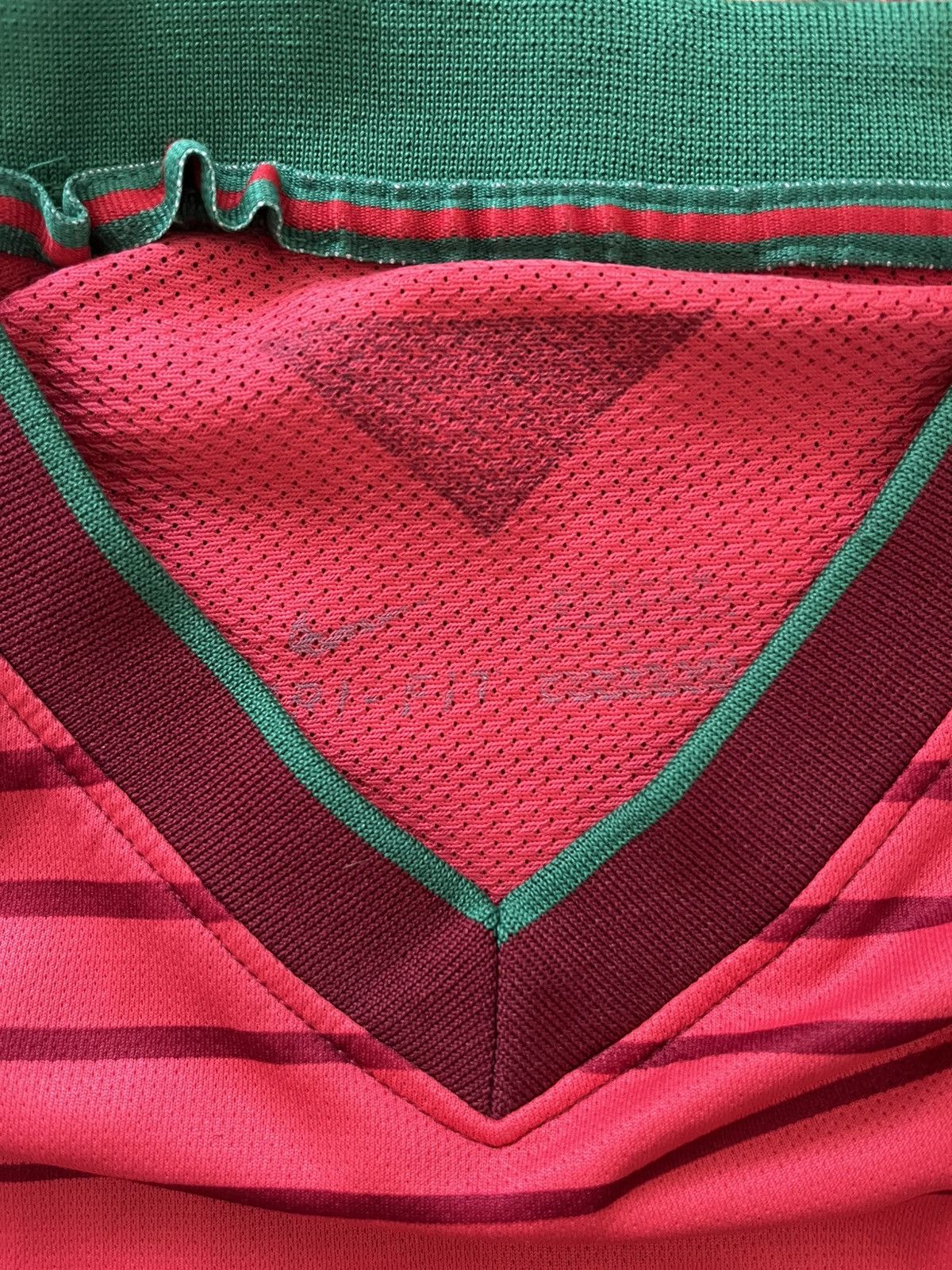 Nike Nike Portugal 2014 Home Soccer Jersey Football Shirt Size US M / EU 48-50 / 2 - 3 Thumbnail