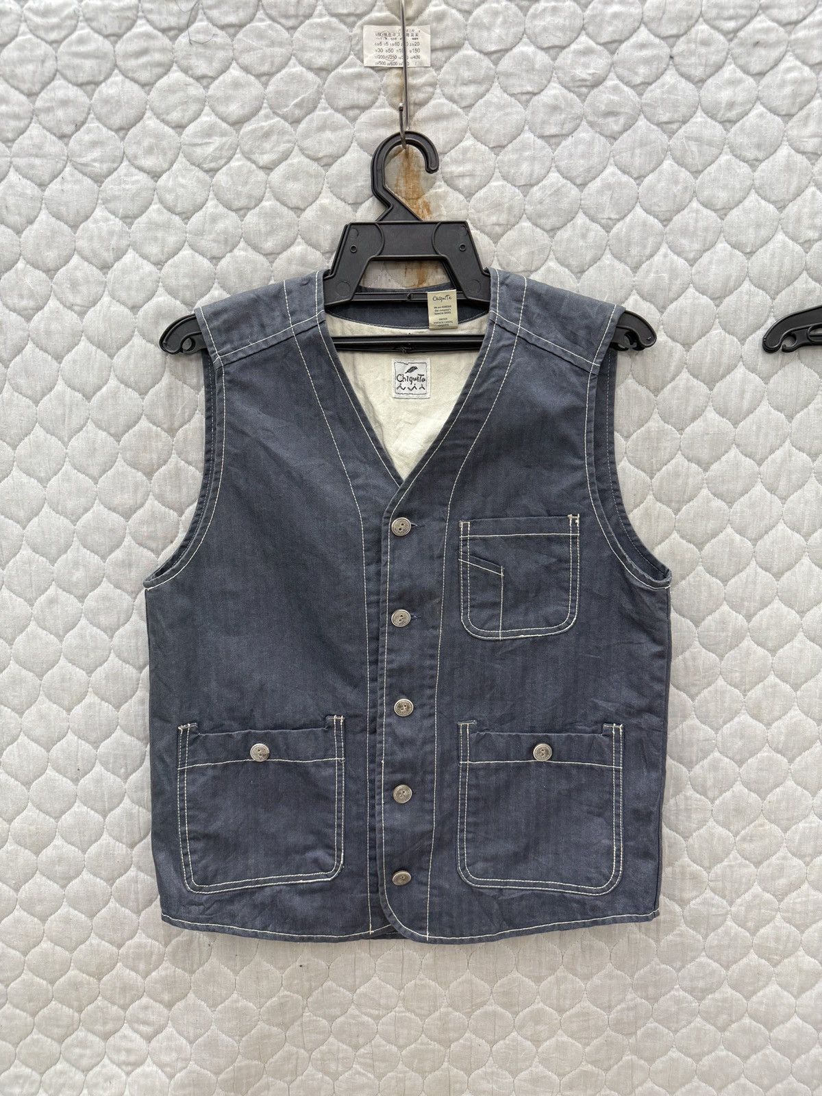 Hypebeast 🔥🔥🔥ARCHIVE CHIQUITA VEST Size US M / EU 48-50 / 2 - 1 Thumbnail