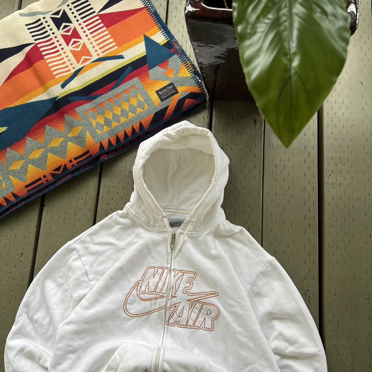 Nike × Vintage vintage nike crewneck sweatshirt Size US L / EU 52-54 / 3 - 3 Thumbnail