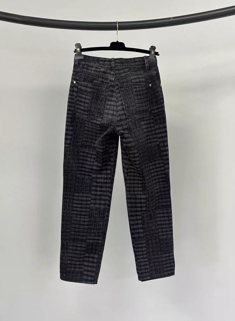 Chanel Chanel Black diamond buckle plaid jeans Size 42" / US 20 - 2 Thumbnail