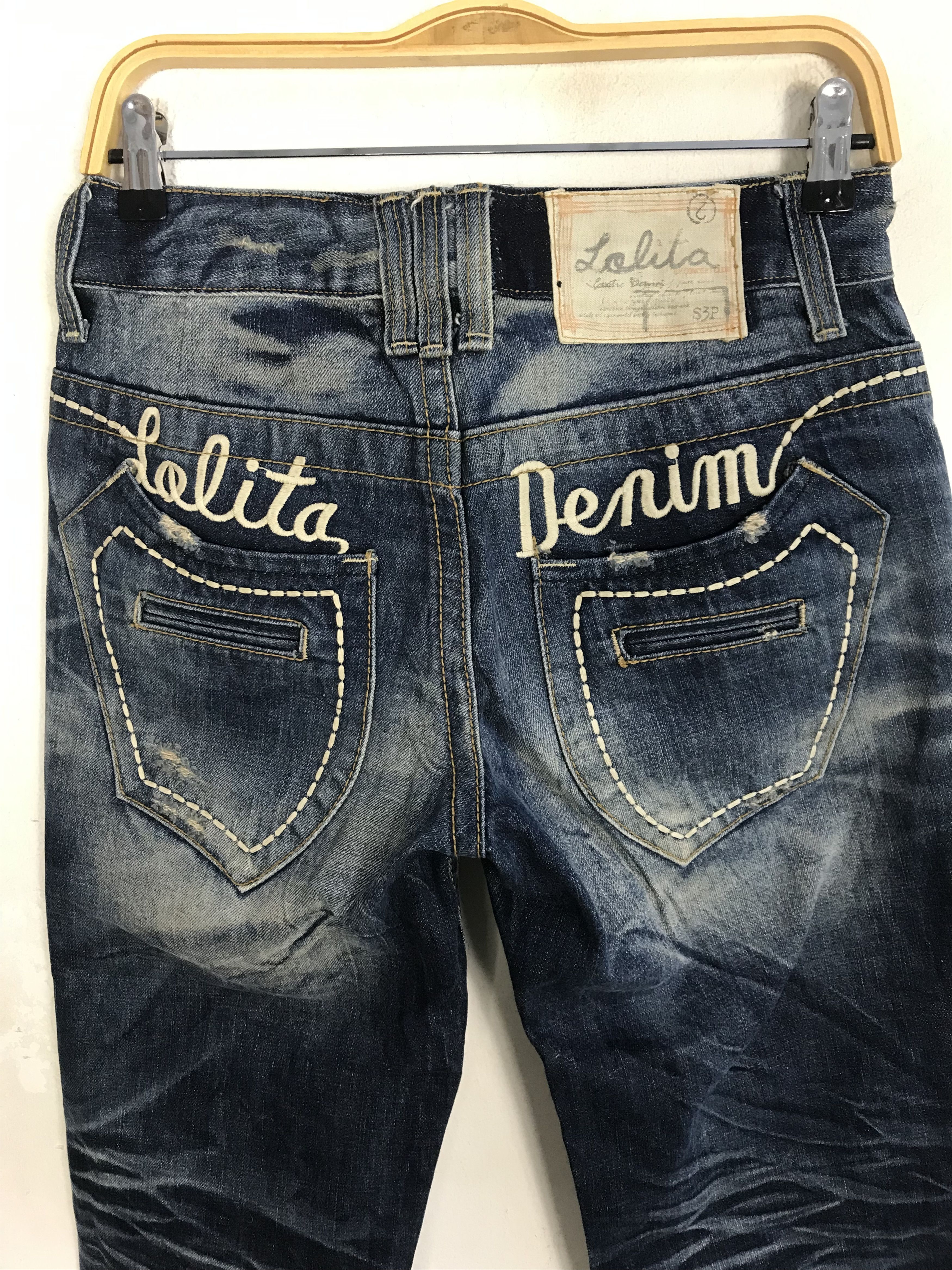 Japanese Brand Lolita Indigo Distressed Denim Short Jeans Whisker Baggy Size US 28 / EU 44 - 4 Thumbnail