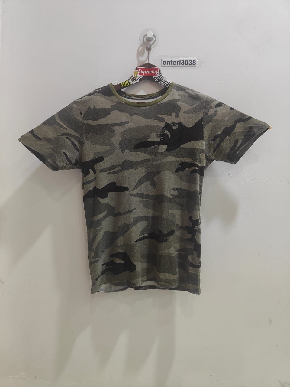 Vintage vintage True Religion camo discmarge's TRUE RELIGION T-SHIRT Size US S / EU 44-46 / 1 - 1 Thumbnail
